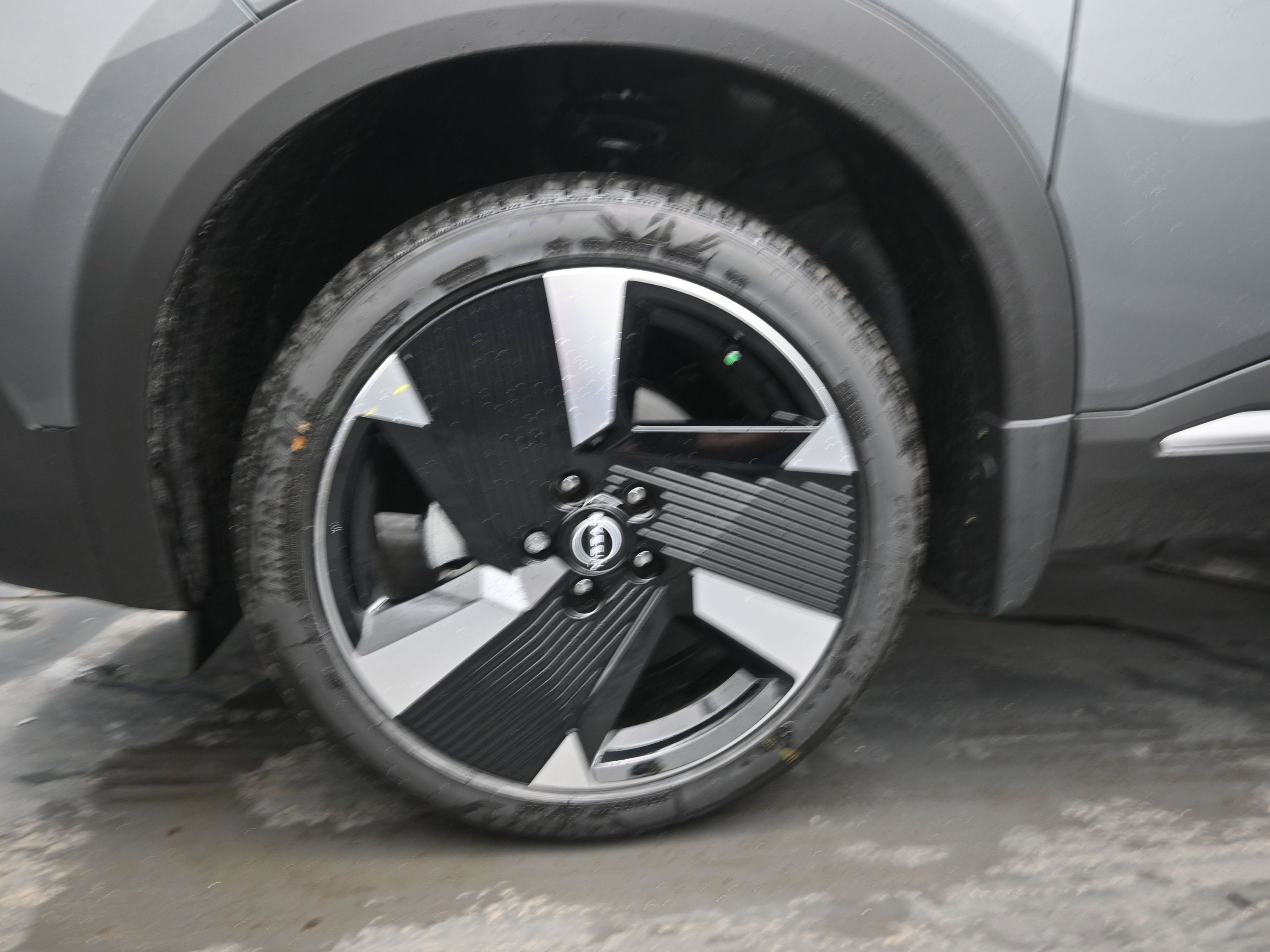 2026 Nissan KICKS SR PREMIUM