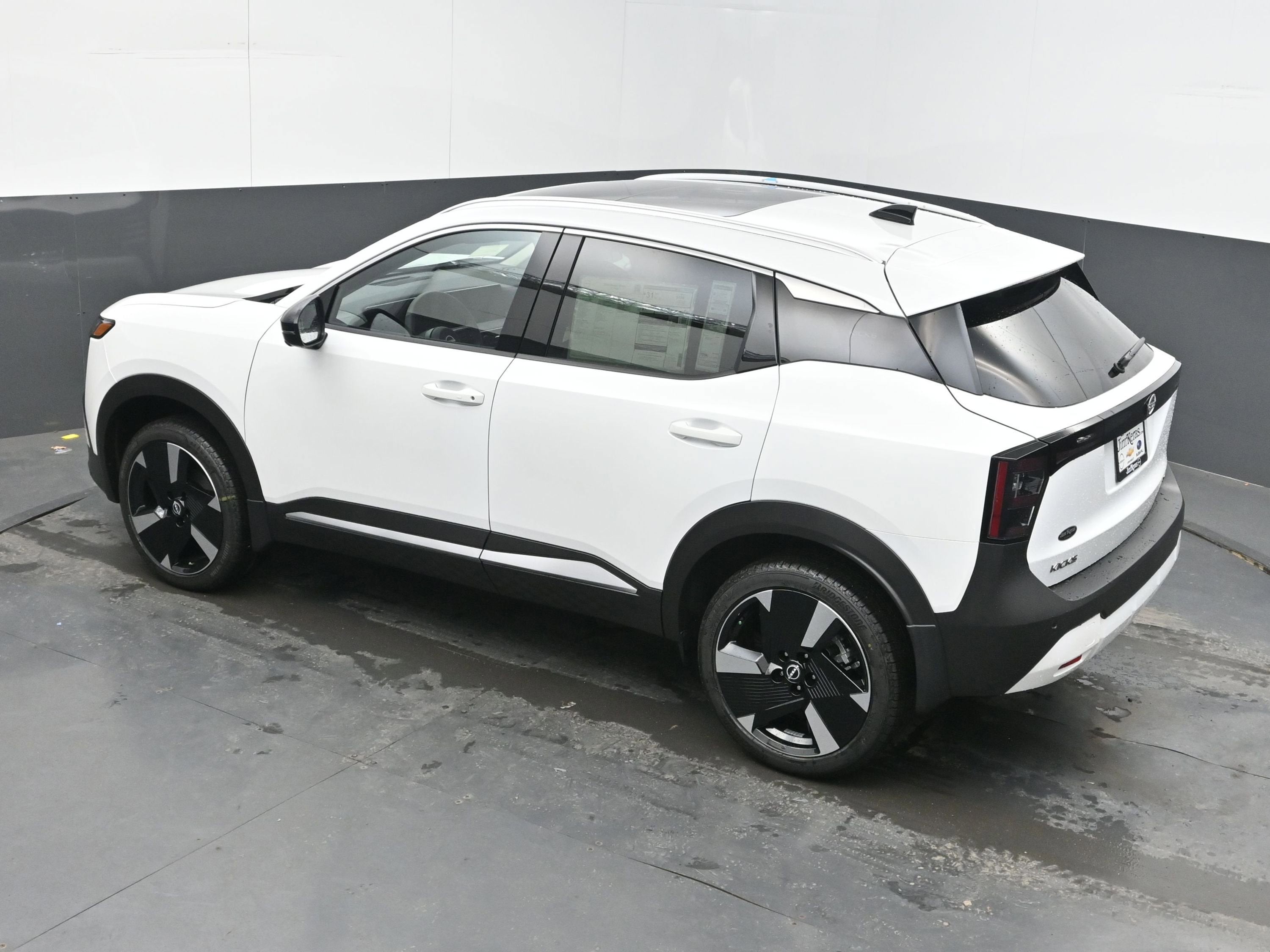 2026 Nissan KICKS SR PREMIUM