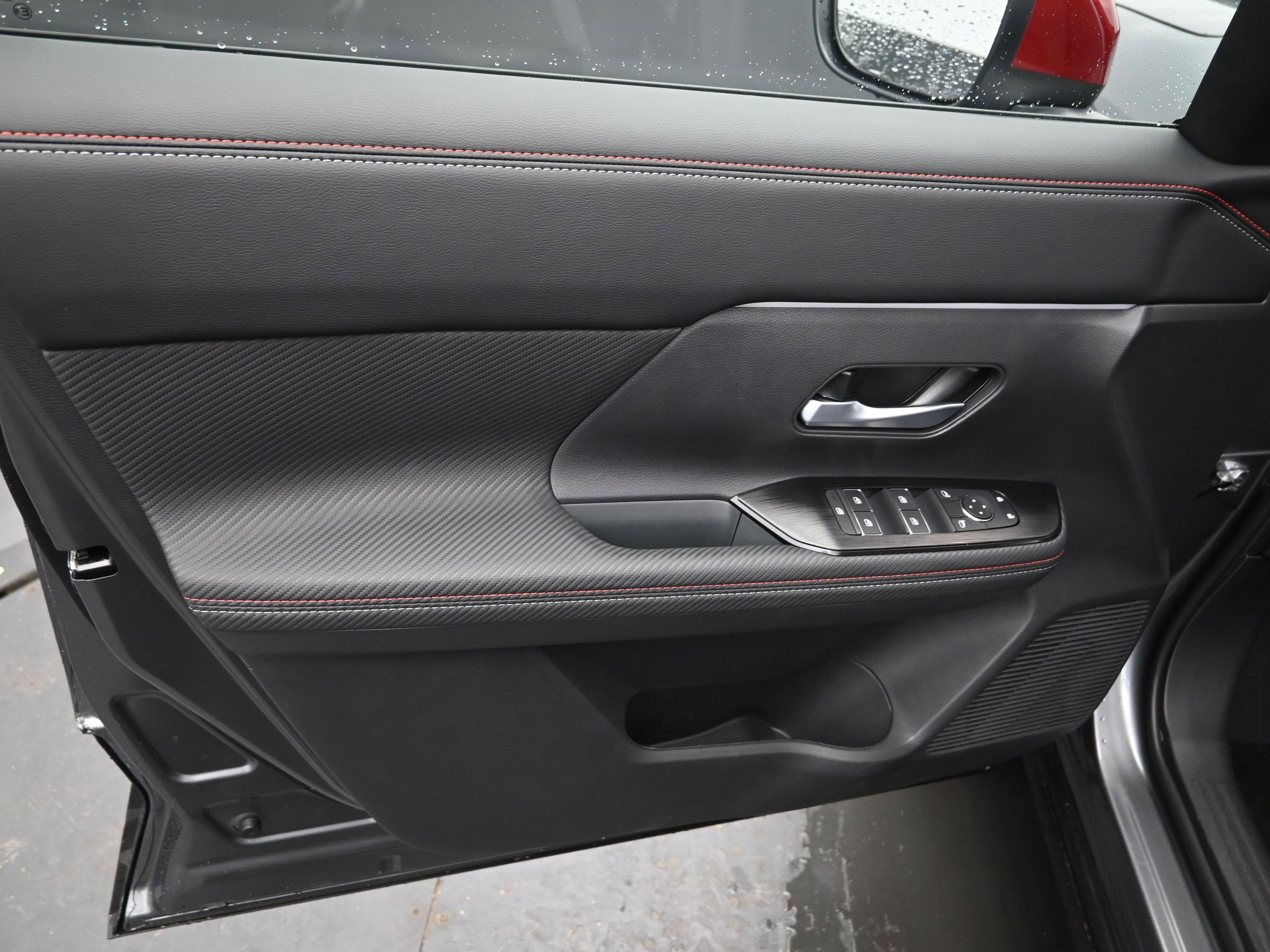 2026 Nissan KICKS SR PREMIUM