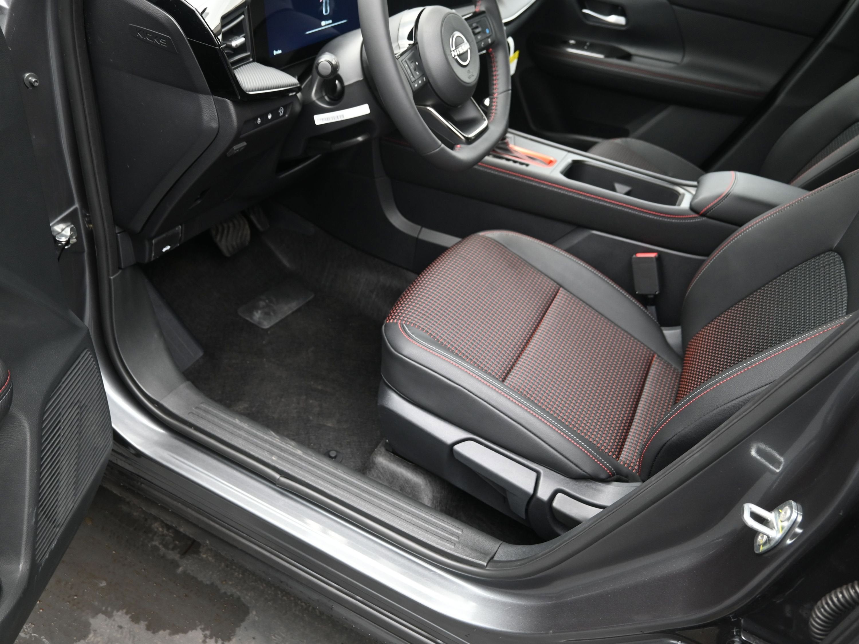 2026 Nissan KICKS SR PREMIUM