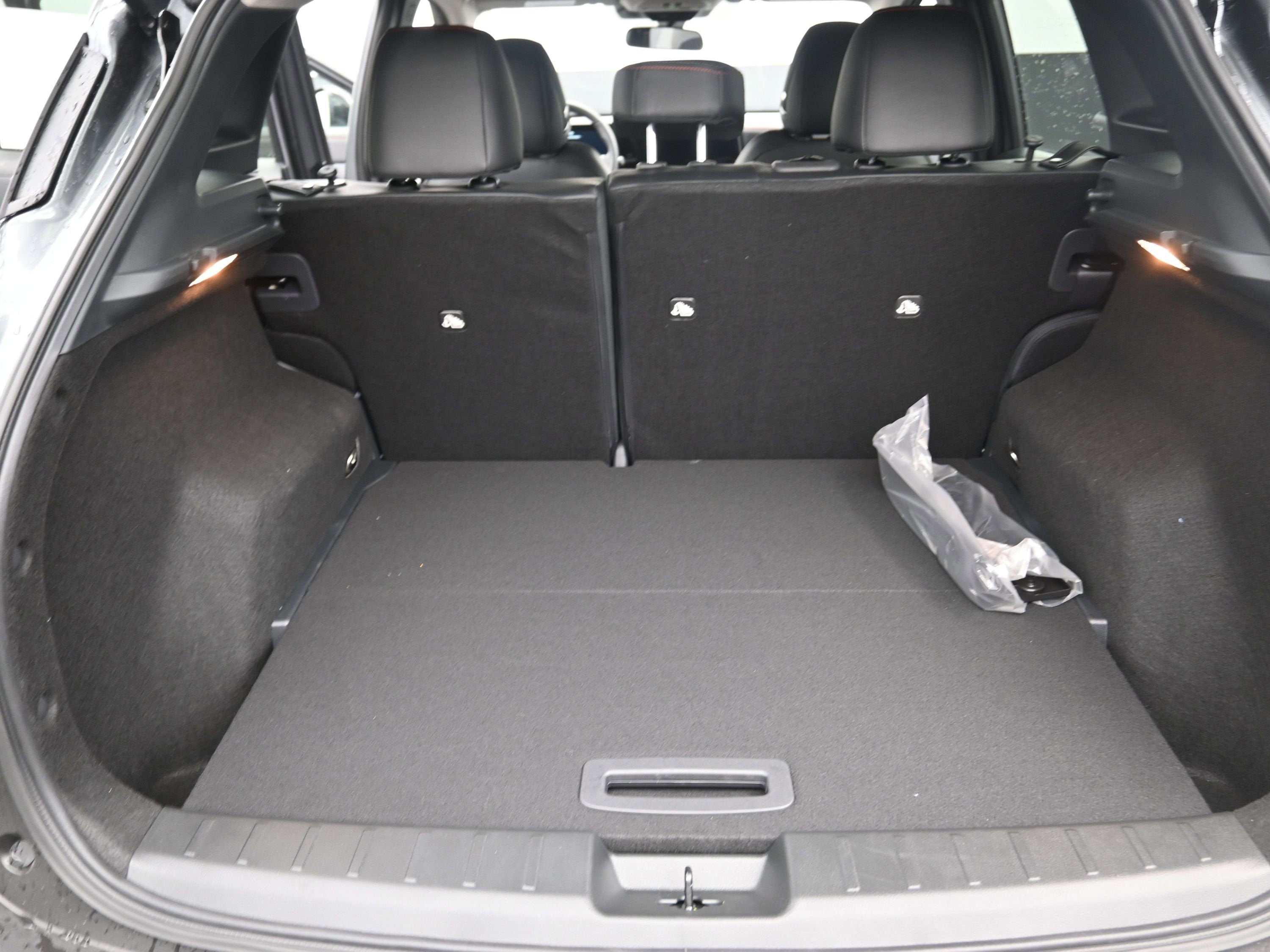 2026 Nissan KICKS SR PREMIUM