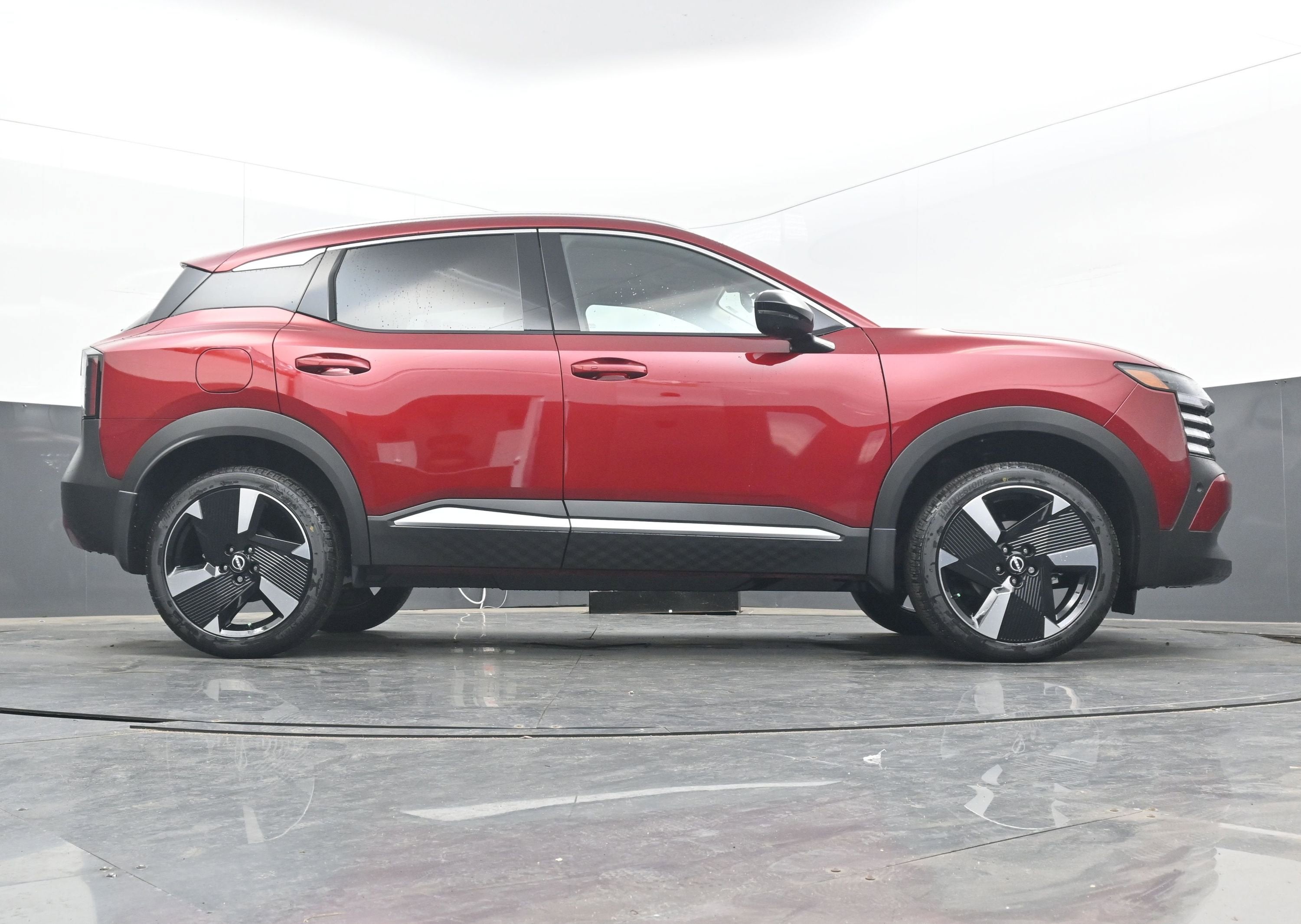 2026 Nissan KICKS SR PREMIUM