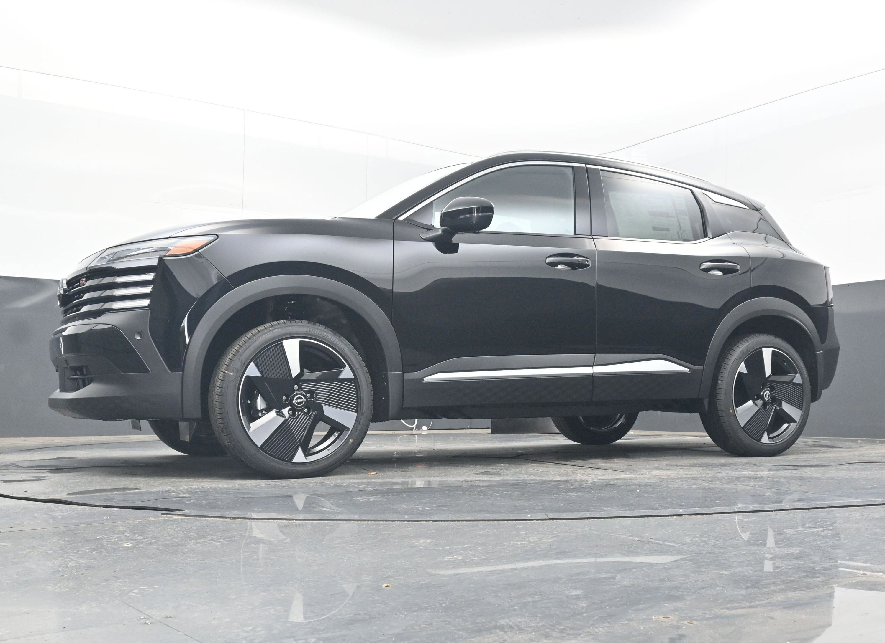 2026 Nissan KICKS SR PREMIUM