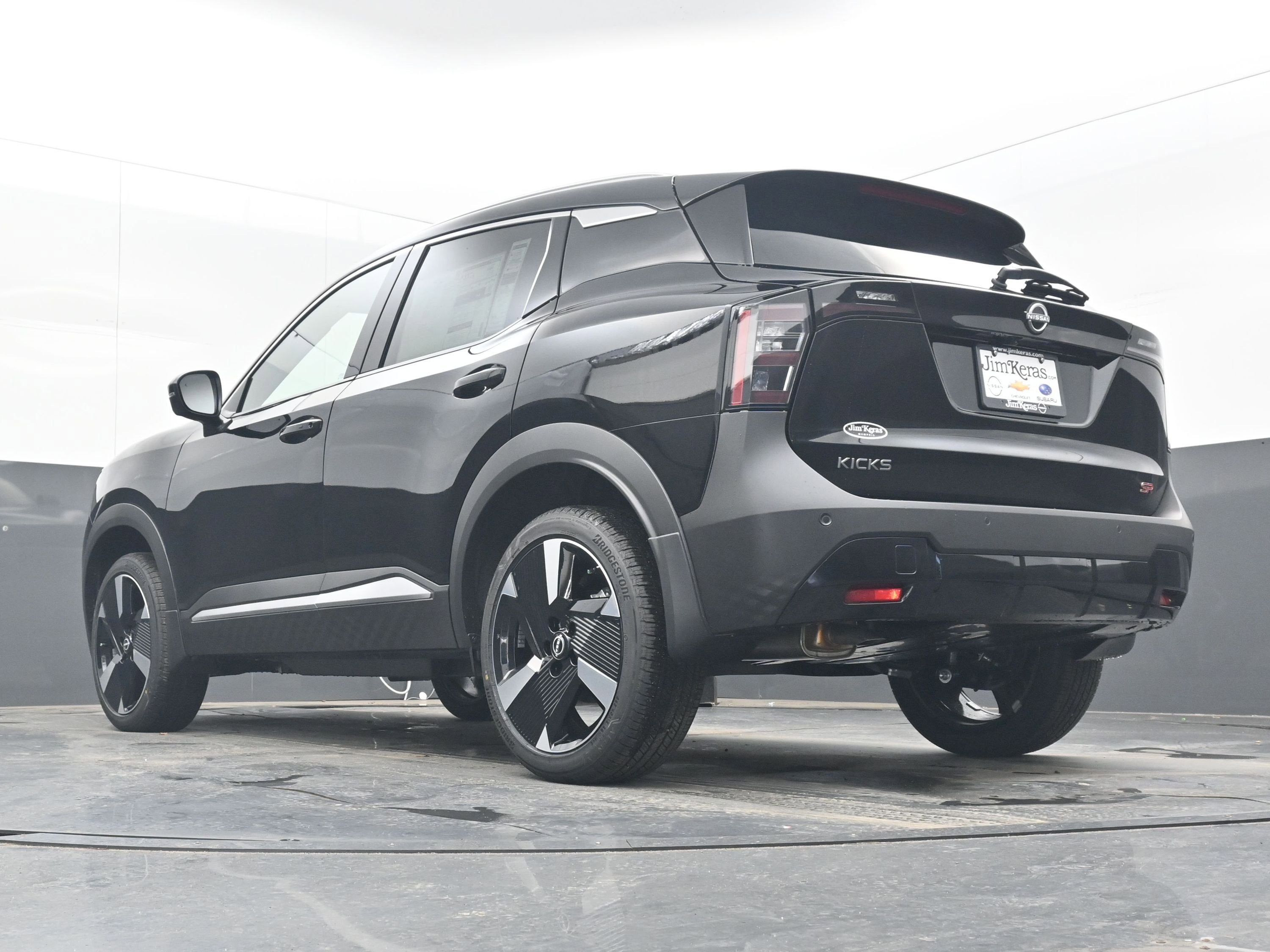 2026 Nissan KICKS SR PREMIUM