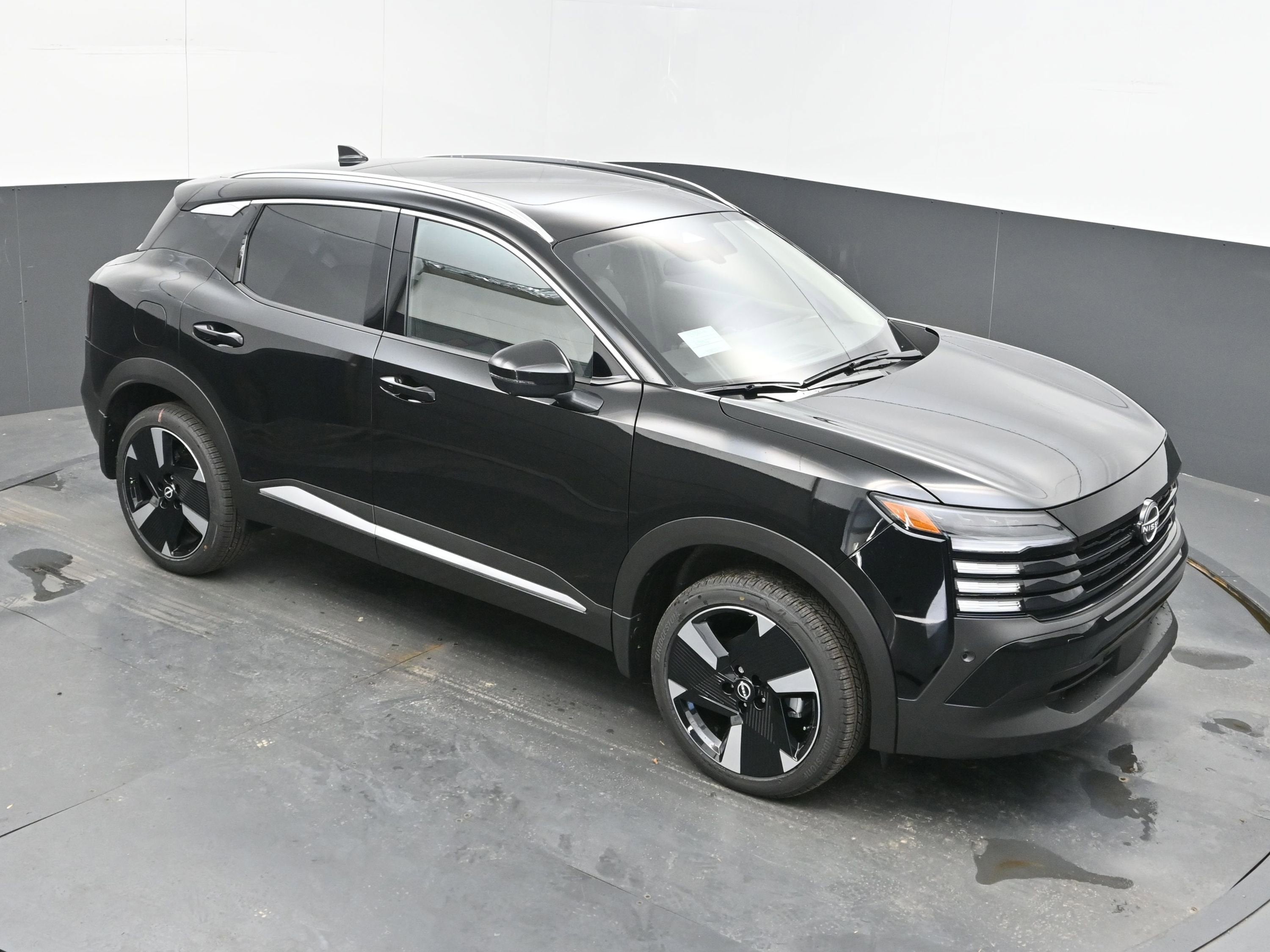 2026 Nissan KICKS SR PREMIUM