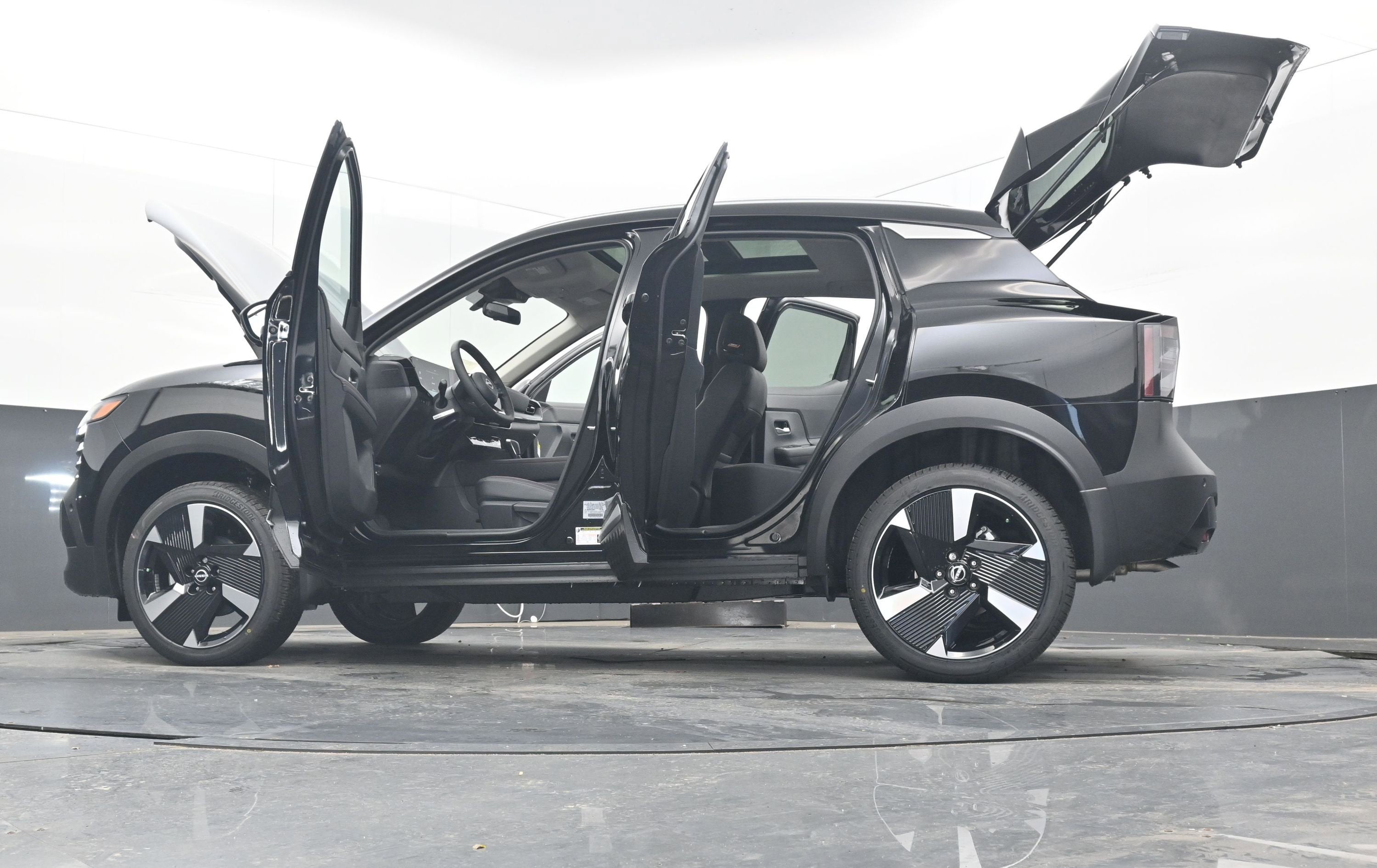 2026 Nissan KICKS SR PREMIUM