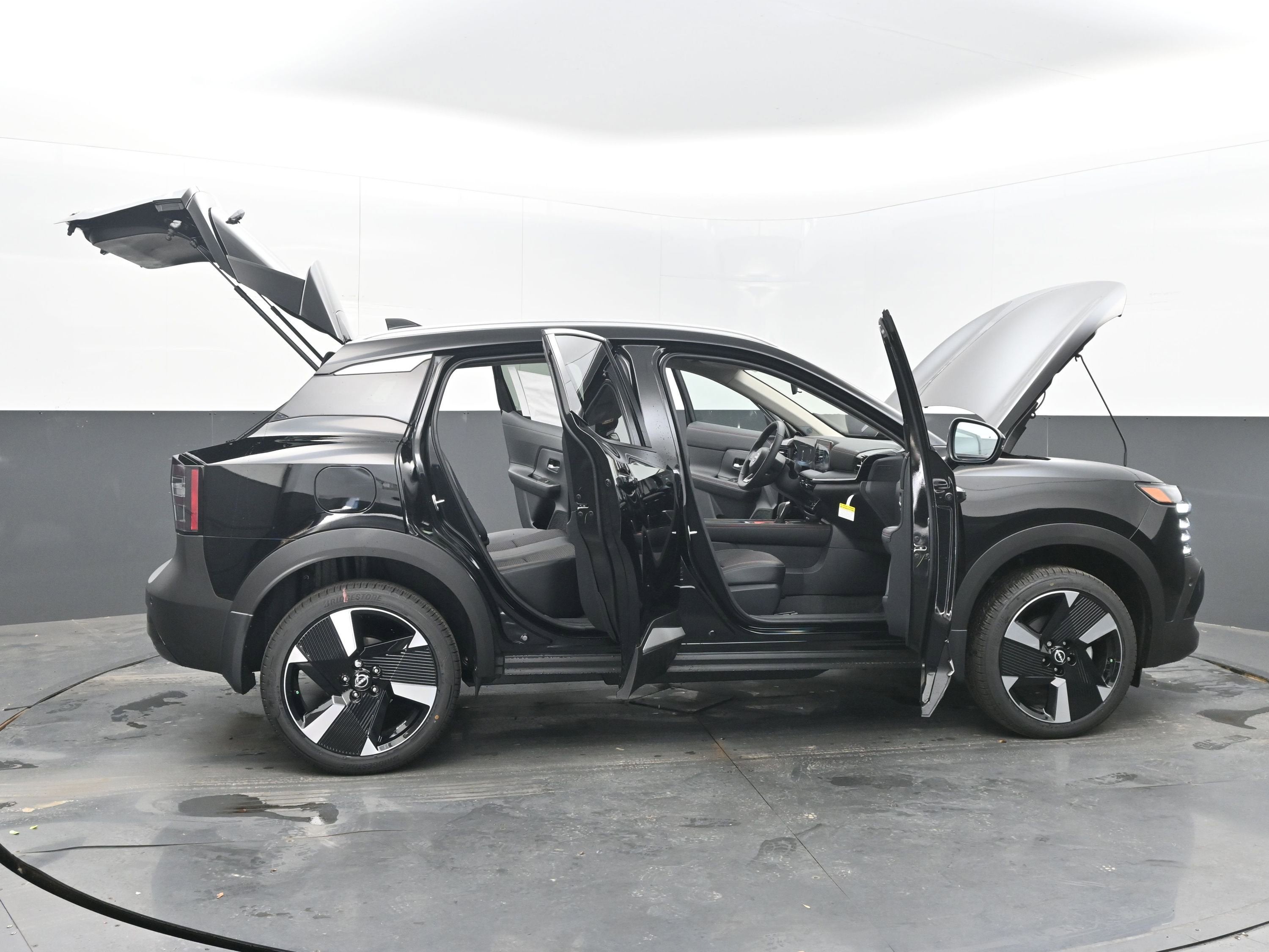 2026 Nissan KICKS SR PREMIUM