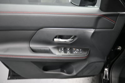 2026 Nissan KICKS SR PREMIUM