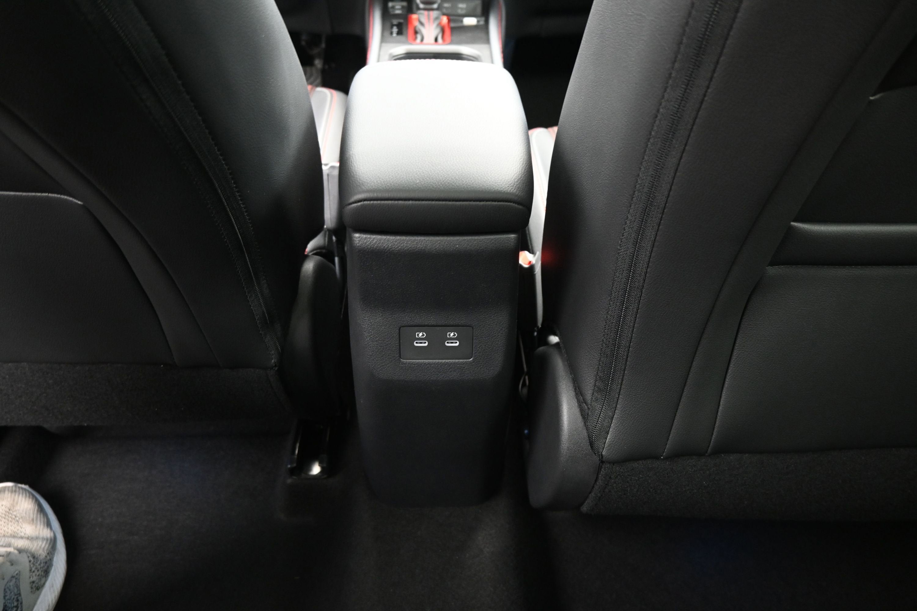 2026 Nissan KICKS SR PREMIUM
