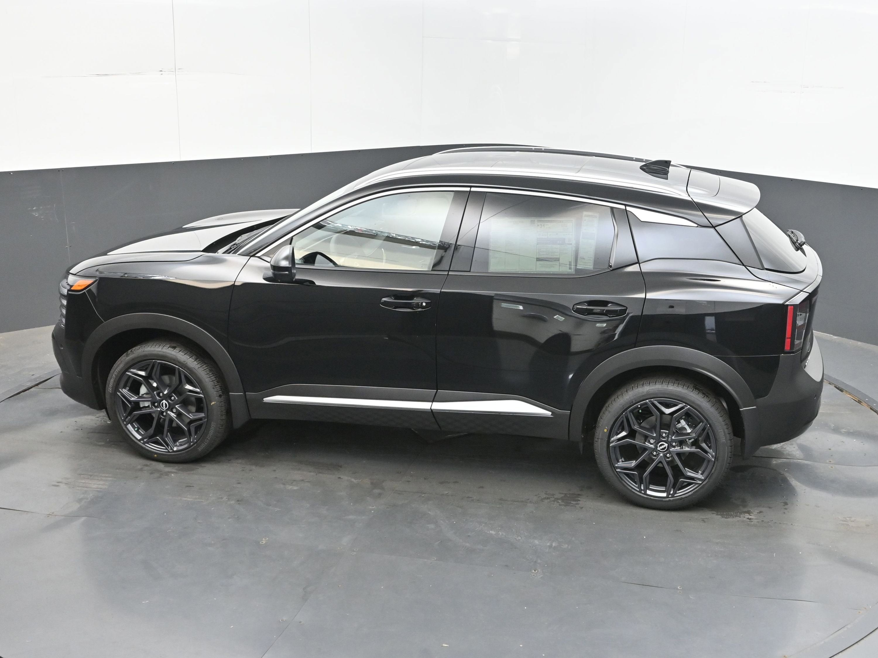 2026 Nissan KICKS SR PREMIUM