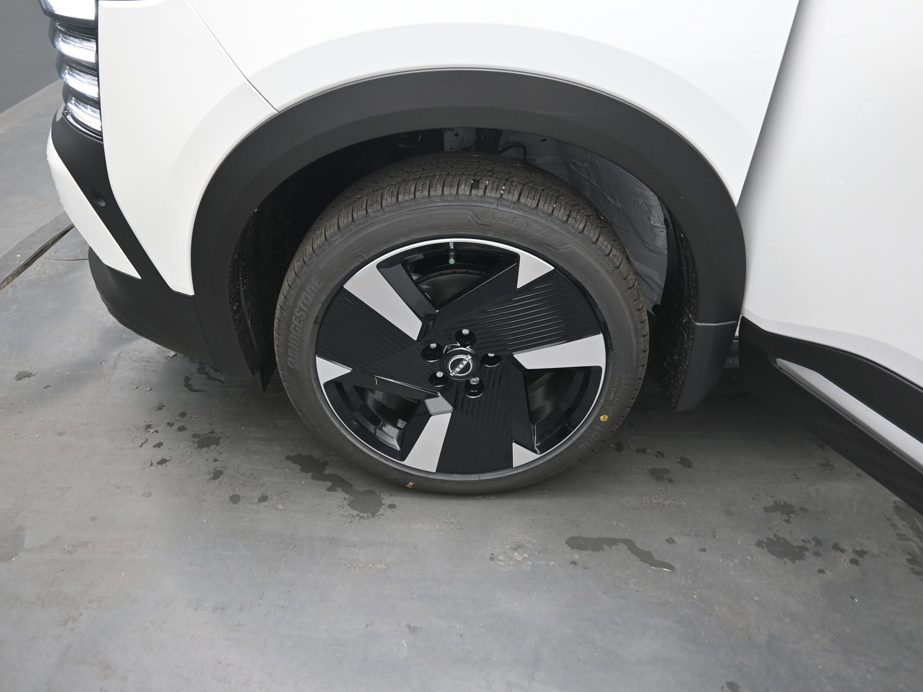 2026 Nissan KICKS SR PREMIUM