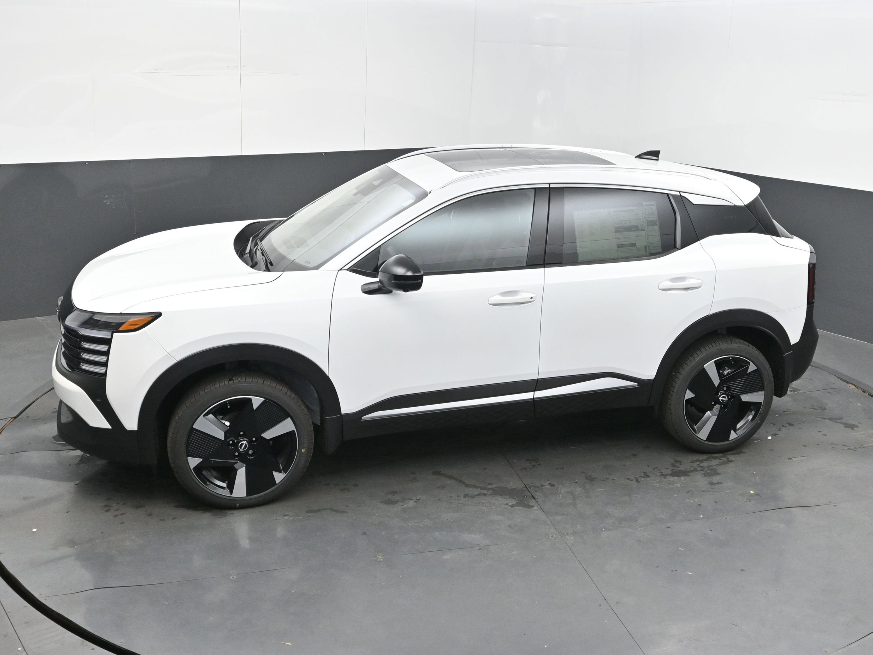 2026 Nissan KICKS SR PREMIUM