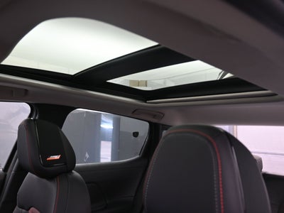 2026 Nissan KICKS SR PREMIUM