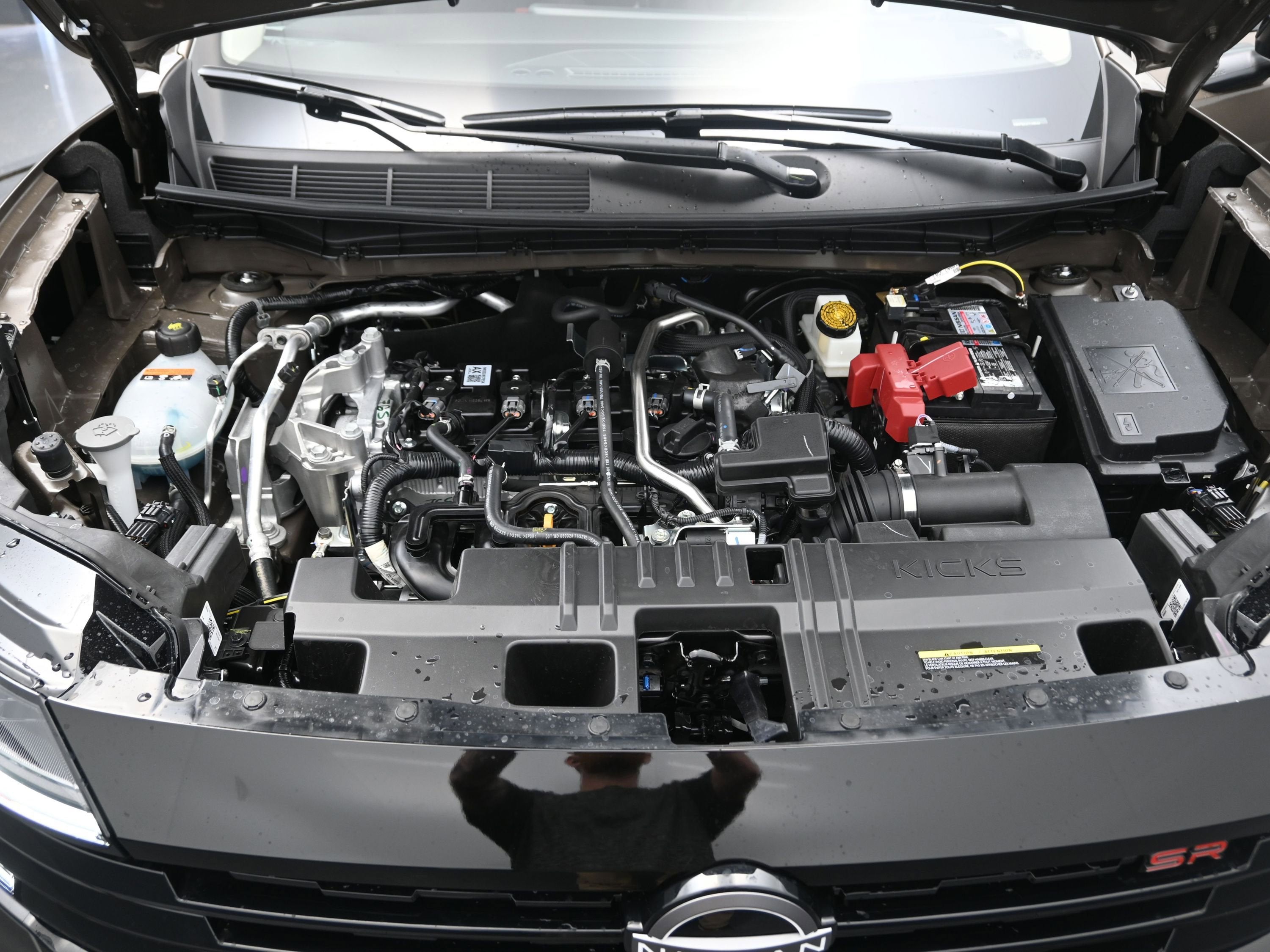 2026 Nissan KICKS SR PREMIUM