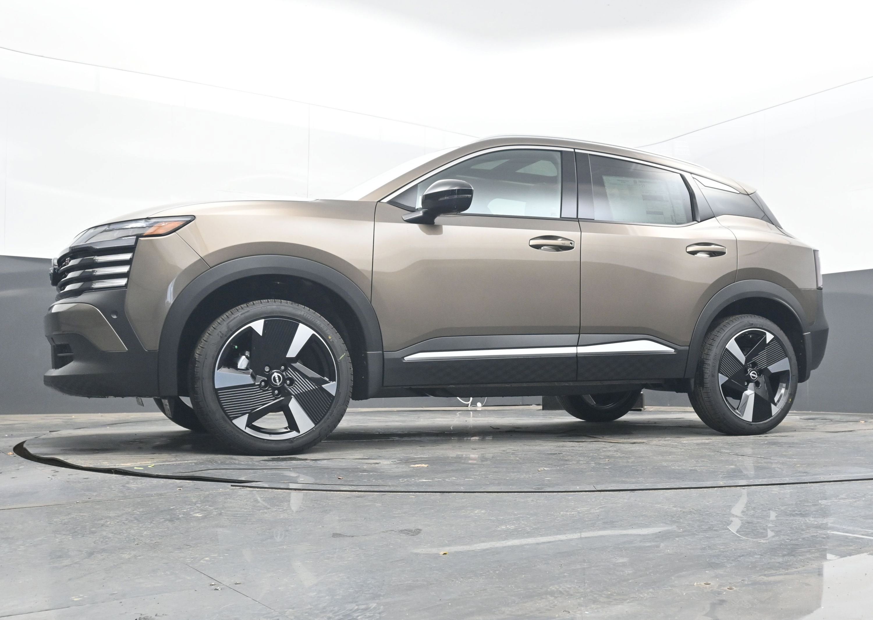 2026 Nissan KICKS SR PREMIUM