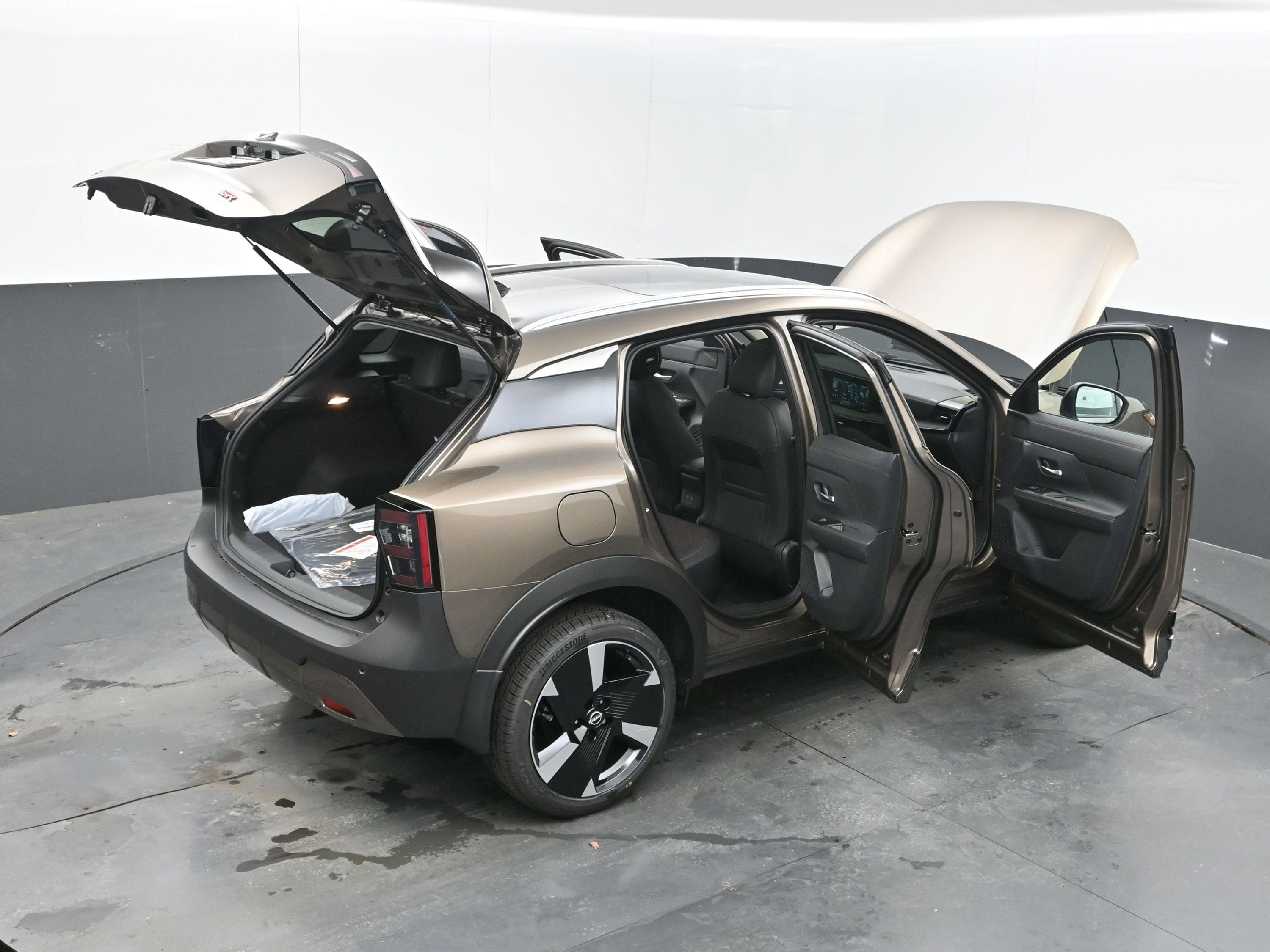 2026 Nissan KICKS SR PREMIUM