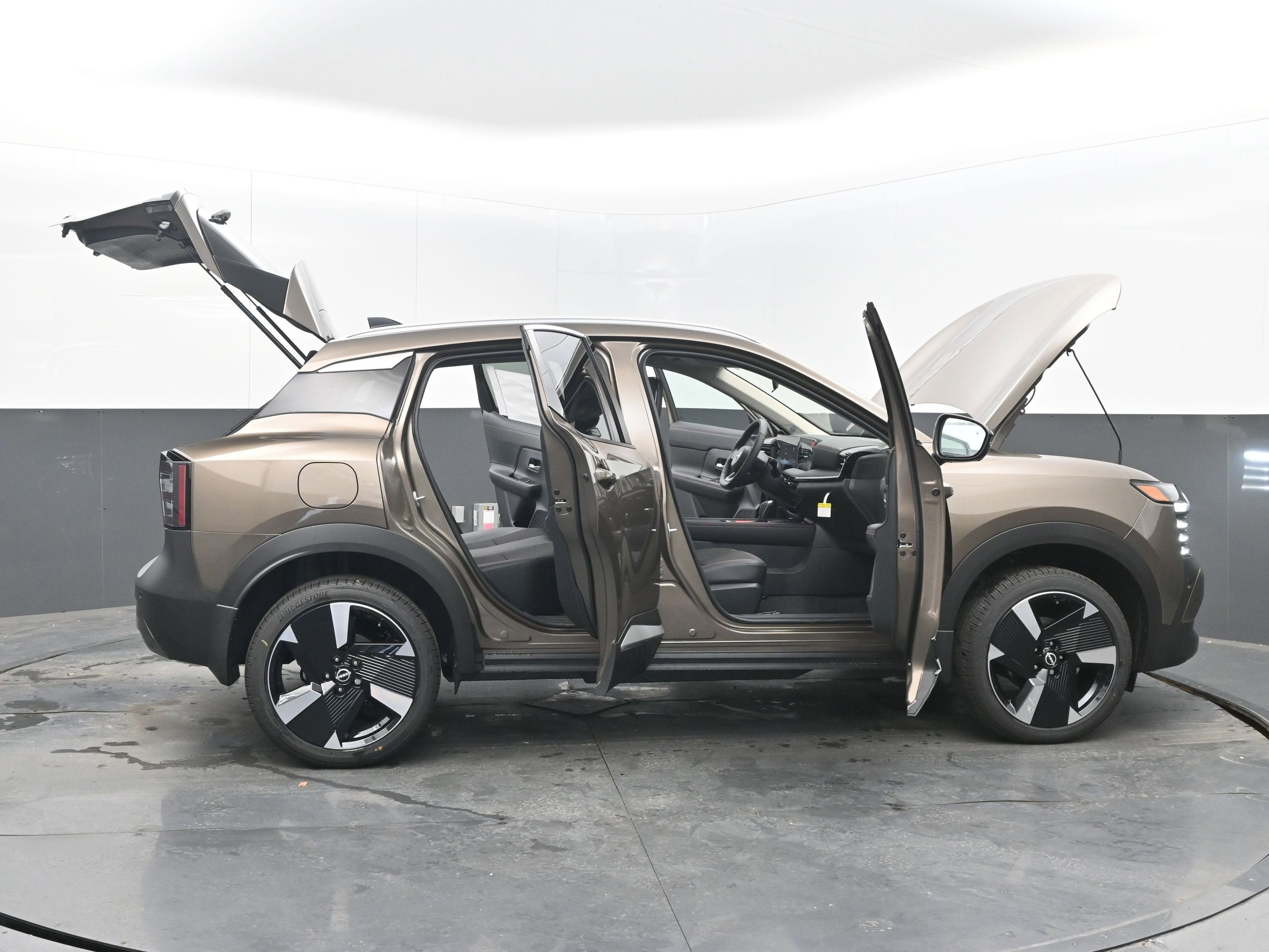 2026 Nissan KICKS SR PREMIUM