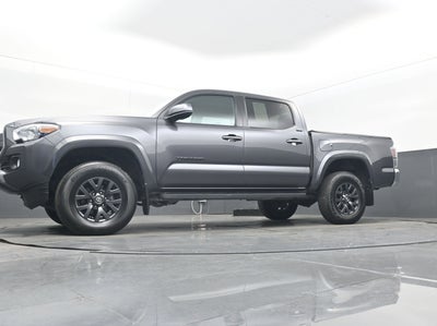 2022 Toyota Tacoma 2WD SR5