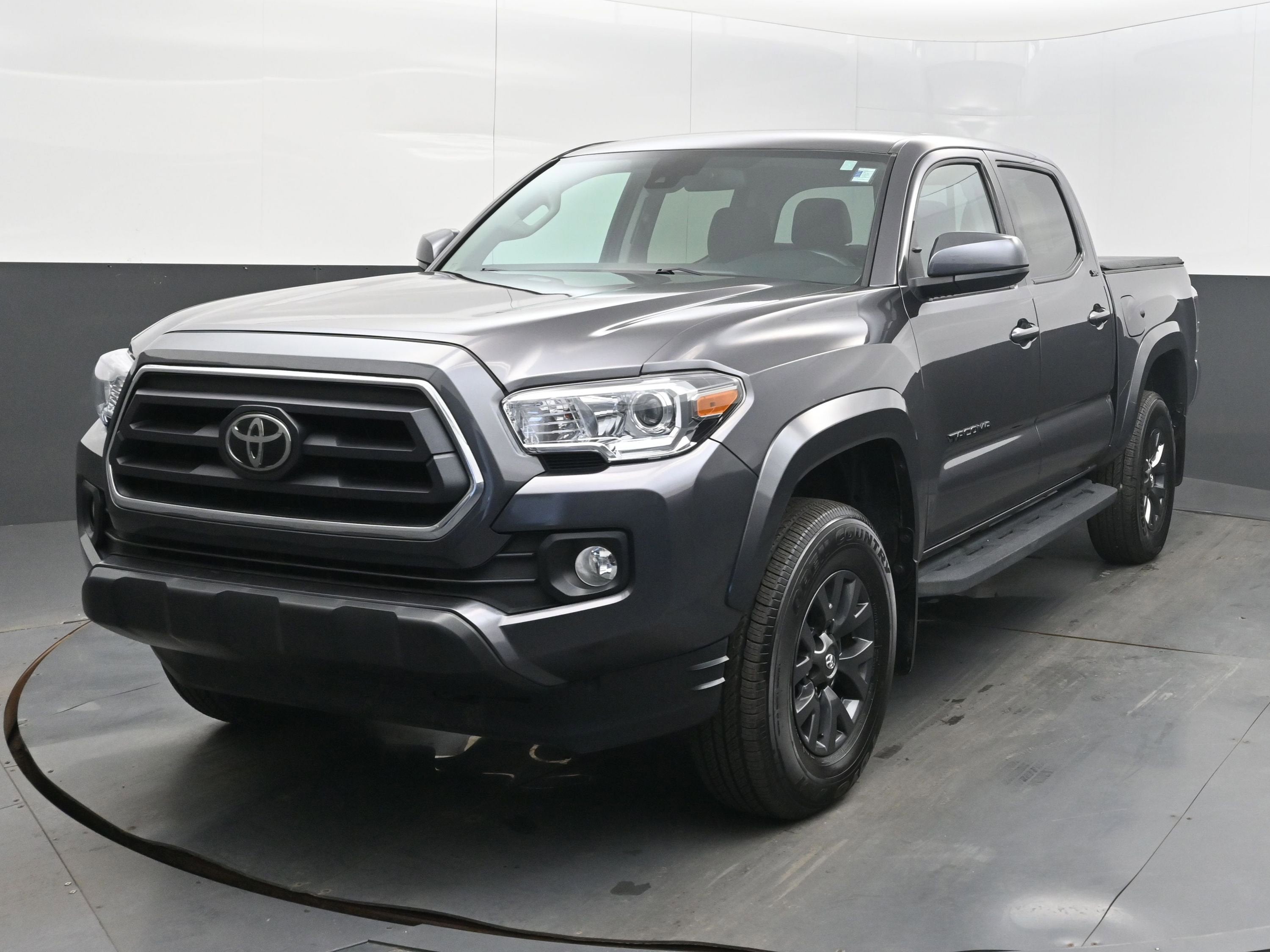 2022 Toyota Tacoma 2WD SR5