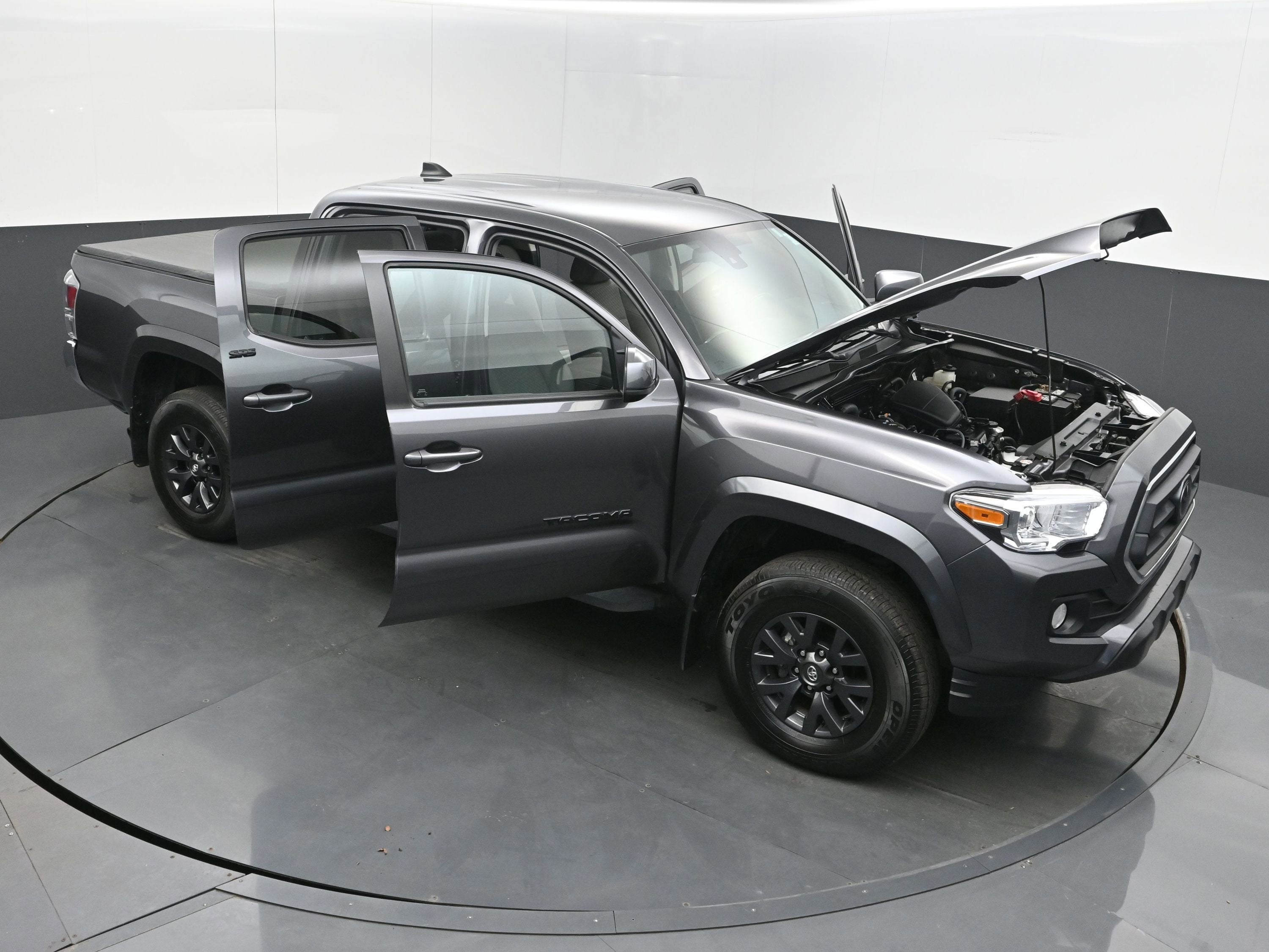 2022 Toyota Tacoma 2WD SR5
