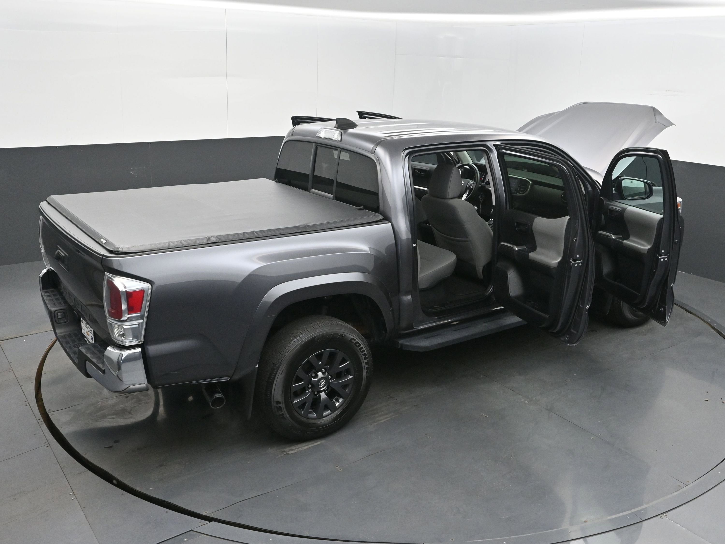 2022 Toyota Tacoma 2WD SR5