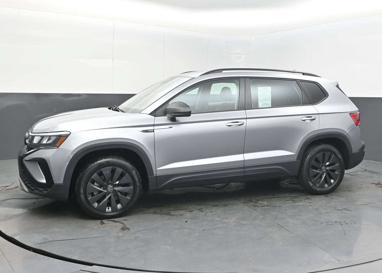 2024 Volkswagen Taos S