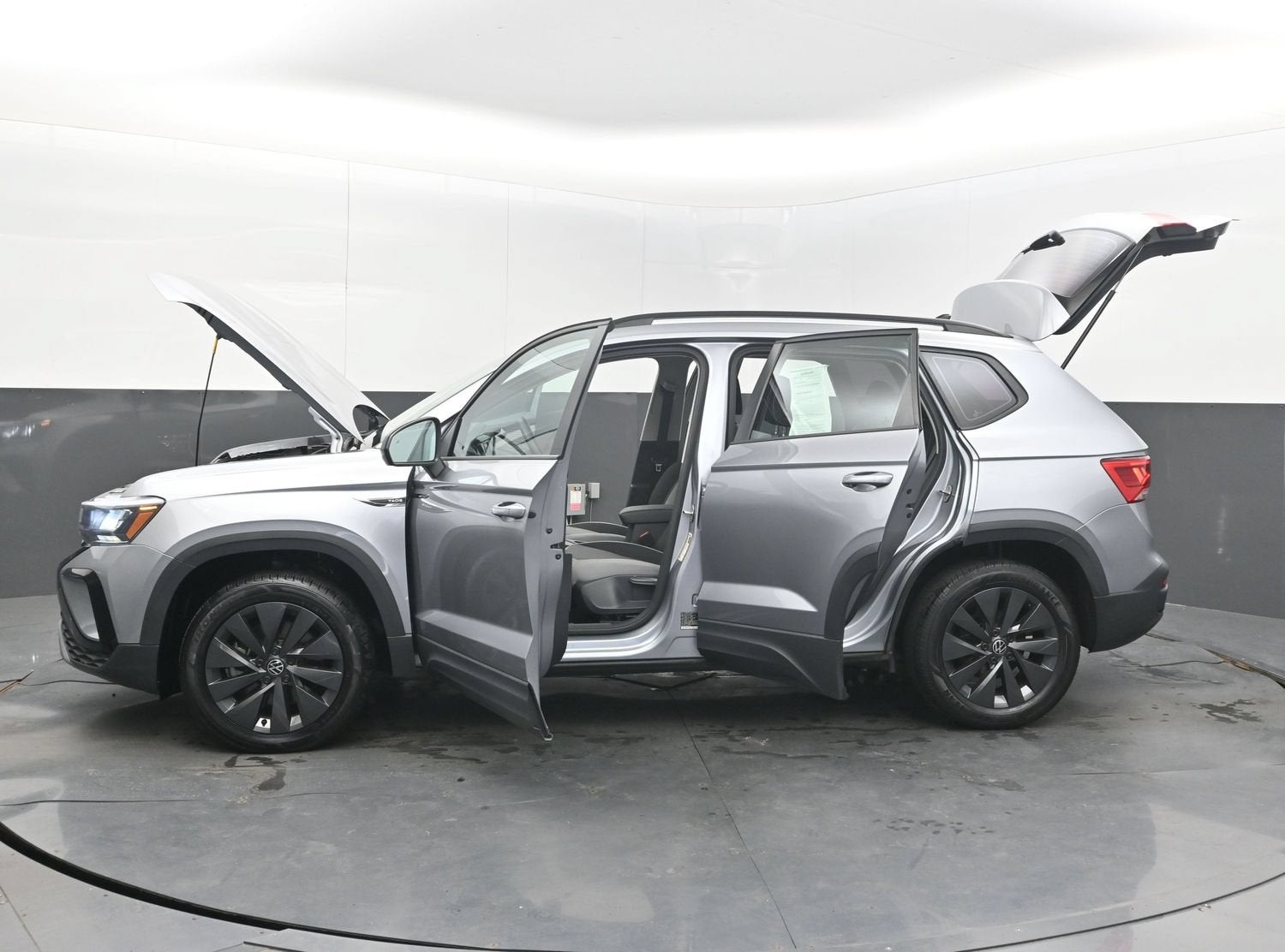 2024 Volkswagen Taos S