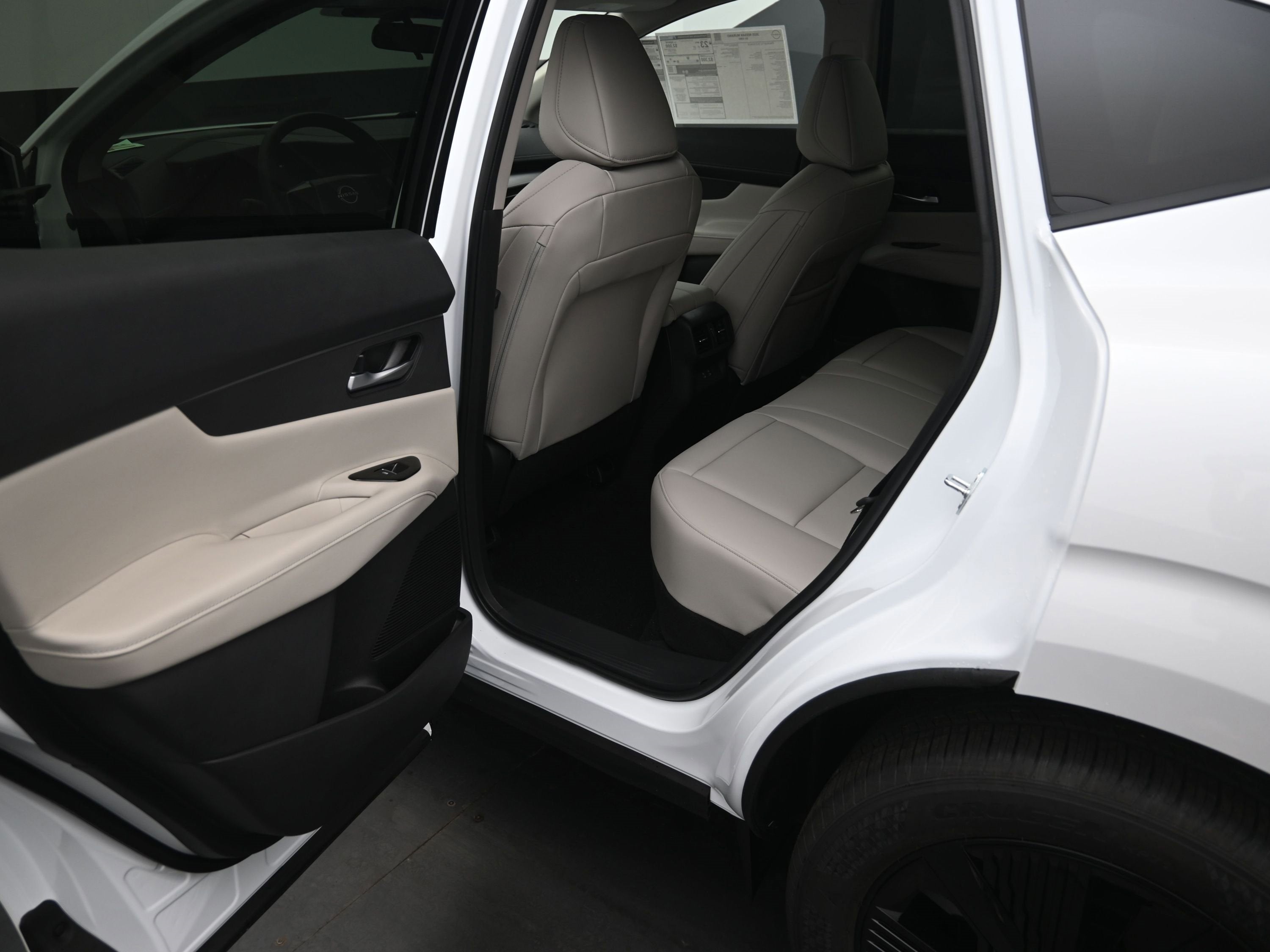 2025 Nissan MURANO SV