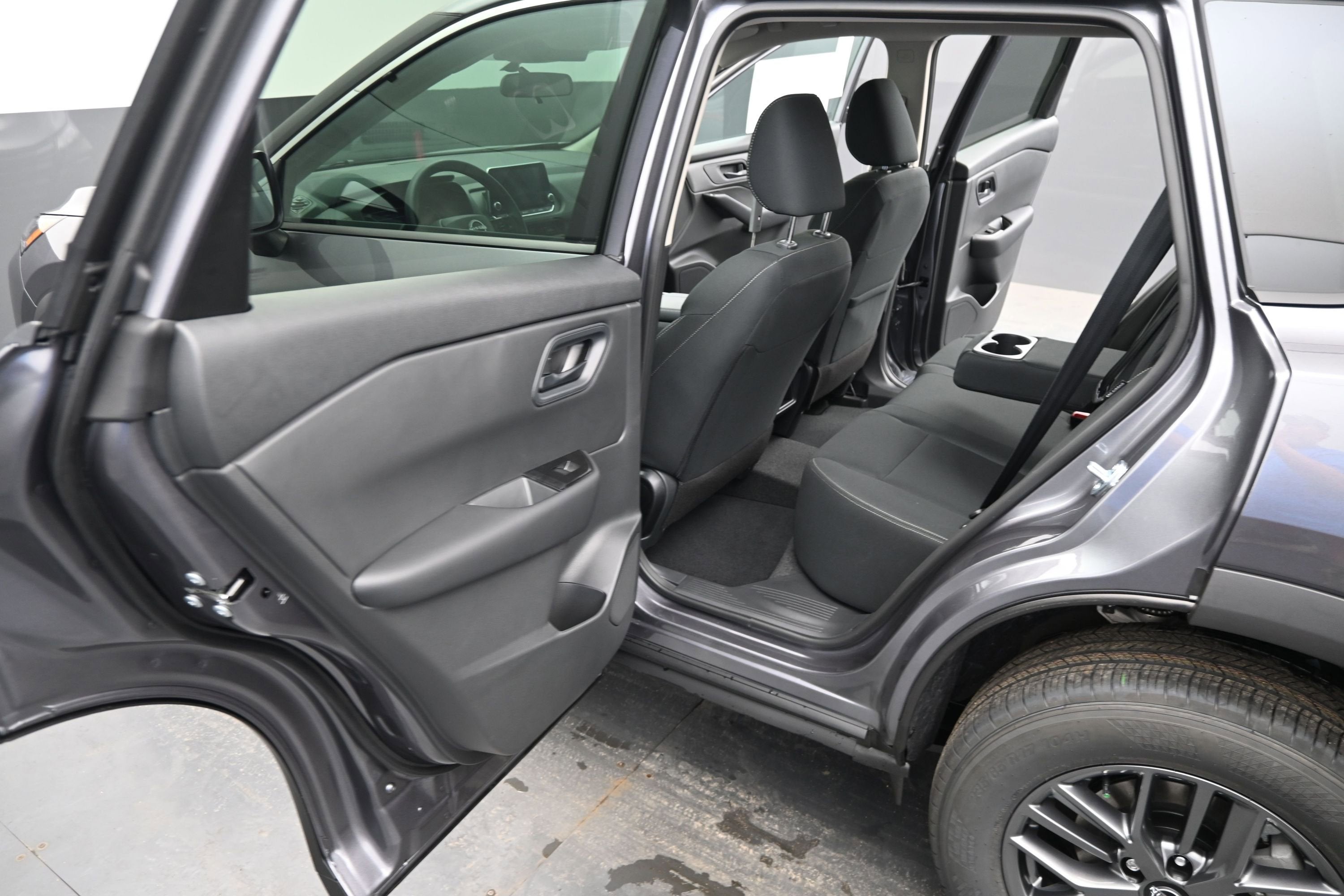 2026 Nissan ROGUE S
