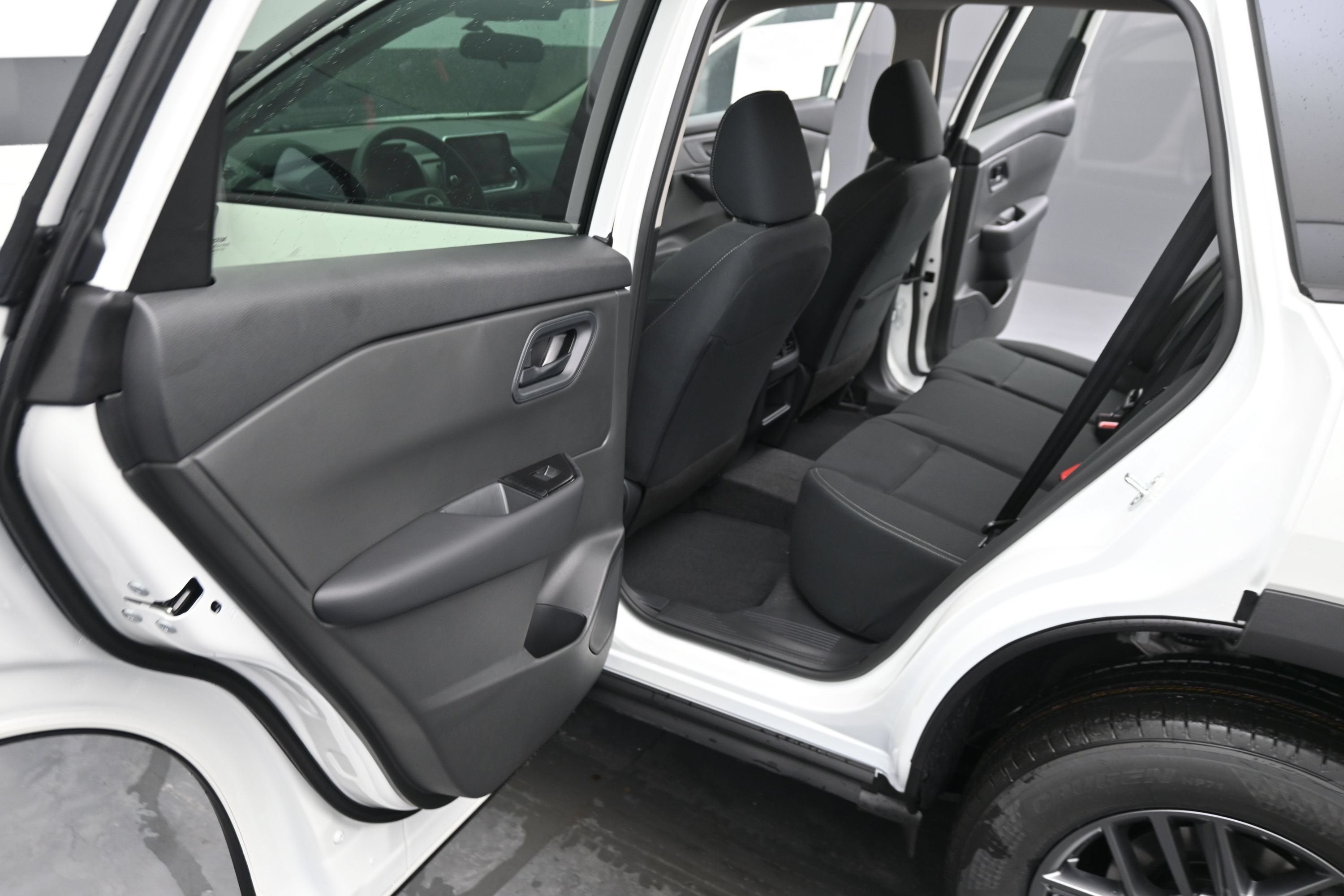 2026 Nissan ROGUE S