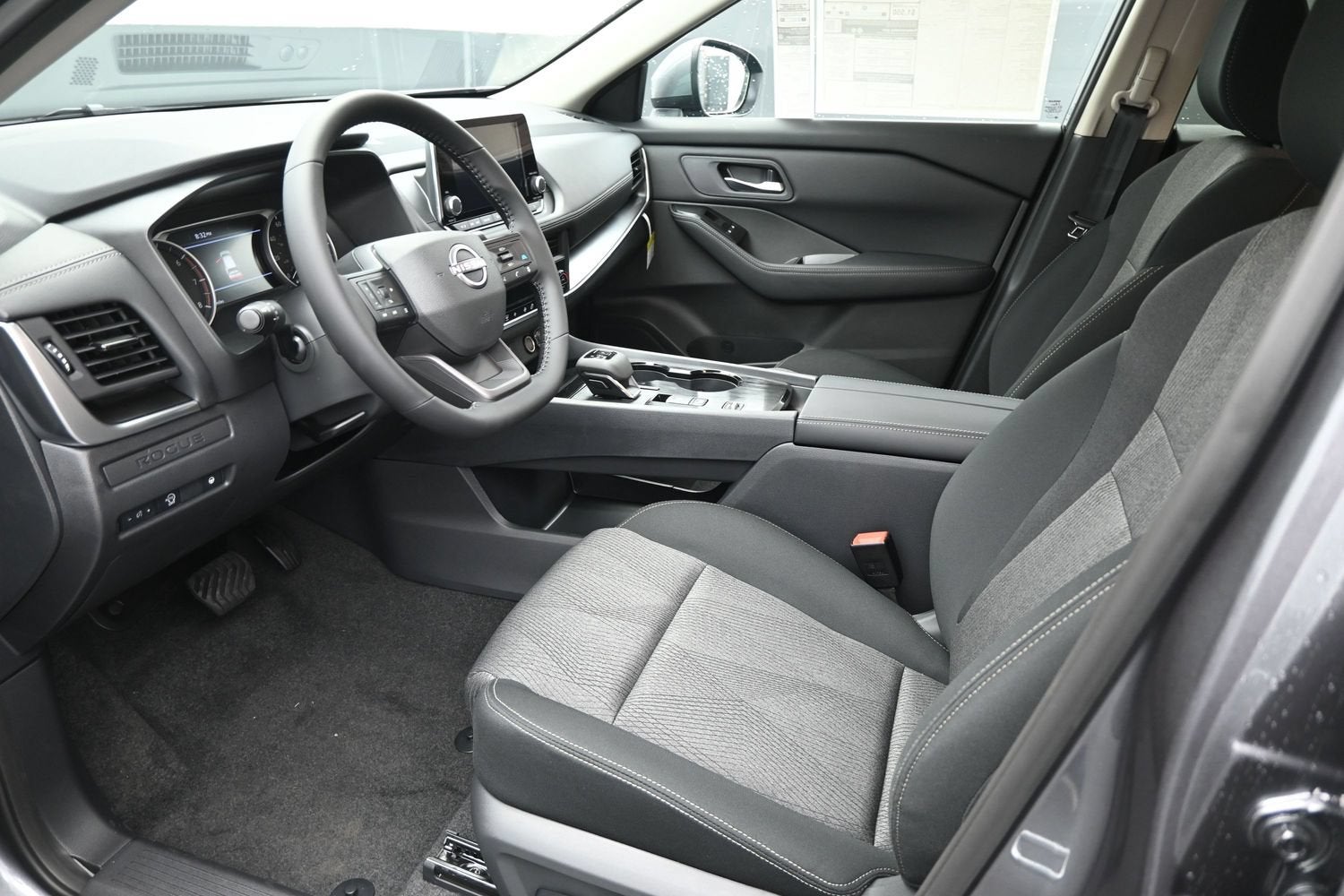 2027 Nissan ROGUE SV