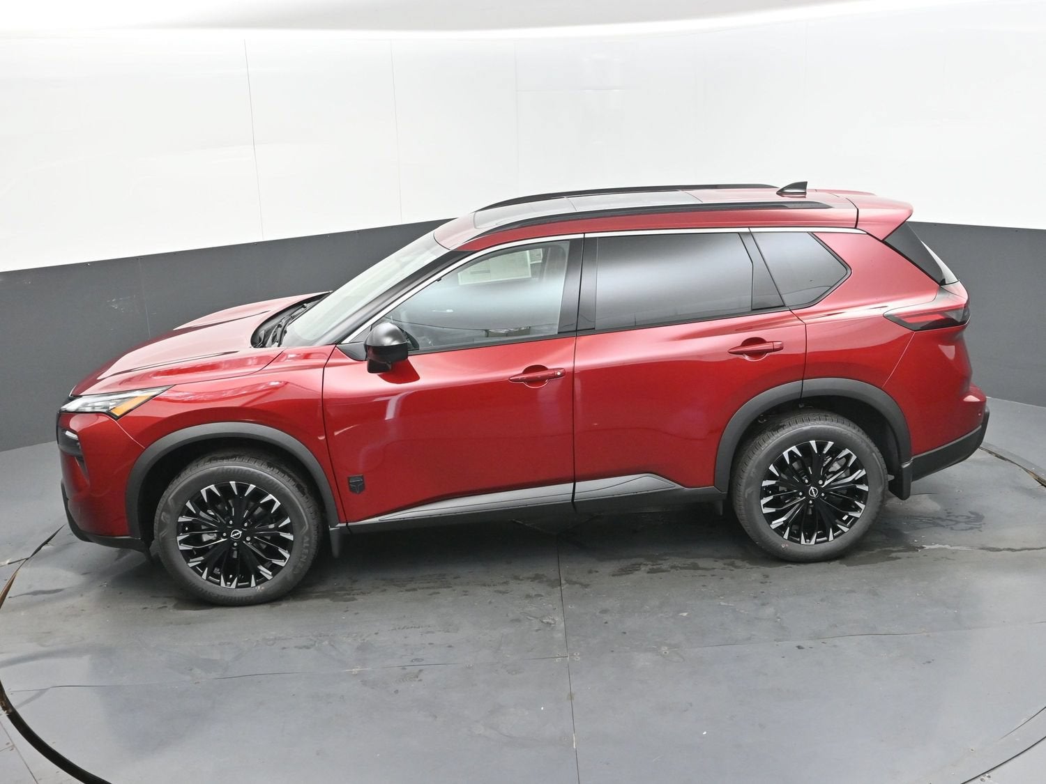 2027 Nissan ROGUE Dark Armor™