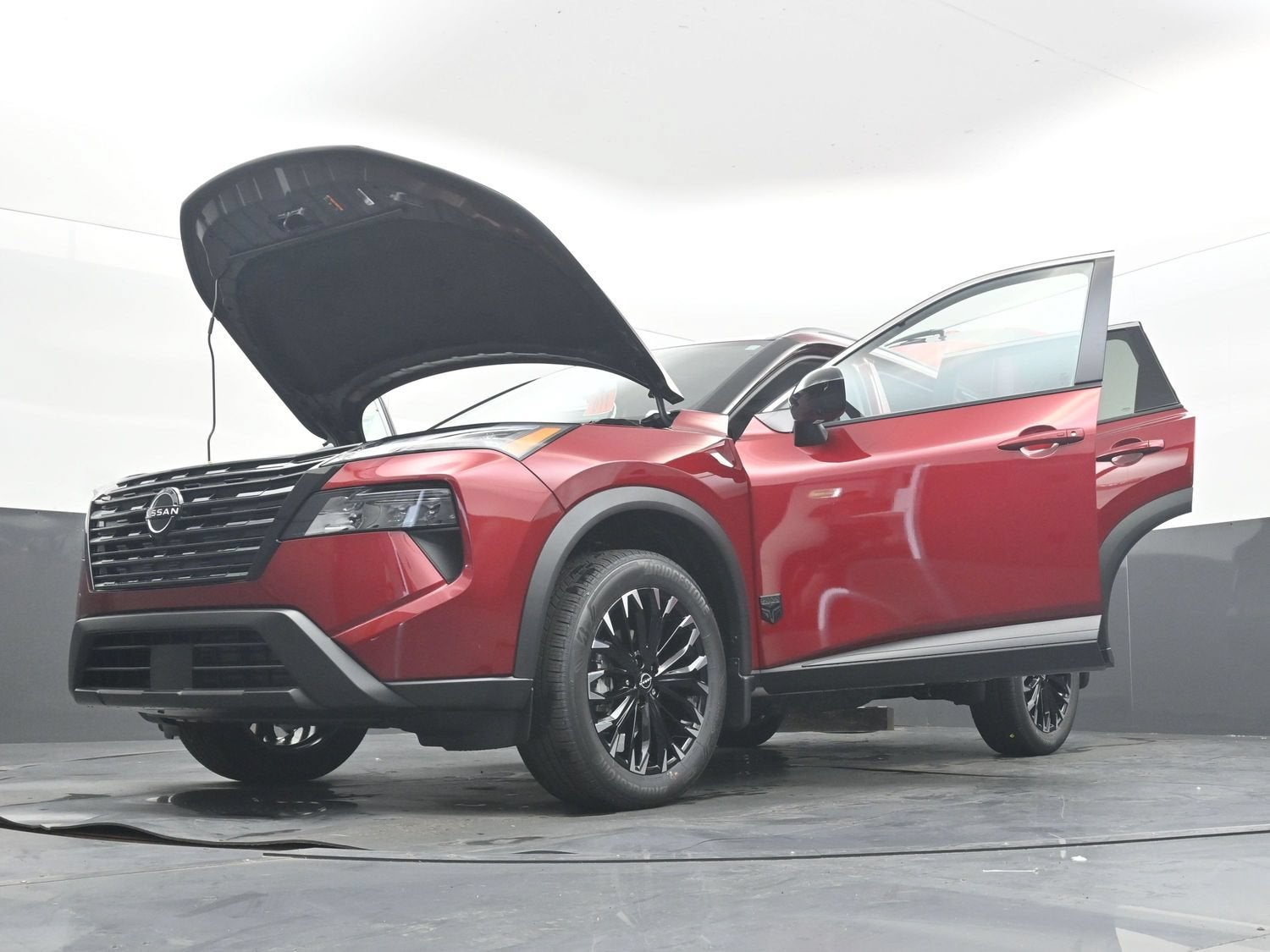 2027 Nissan ROGUE Dark Armor™