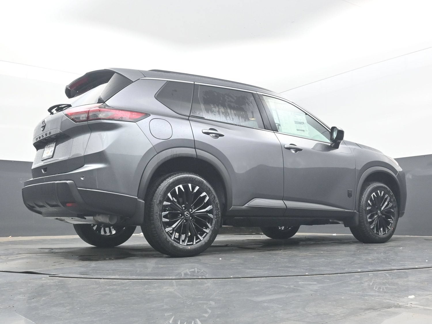 2027 Nissan ROGUE Dark Armor