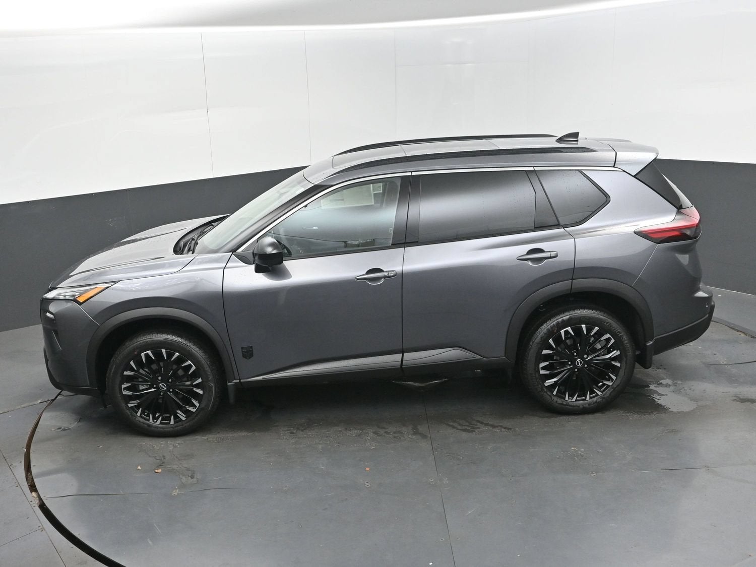 2027 Nissan ROGUE Dark Armor
