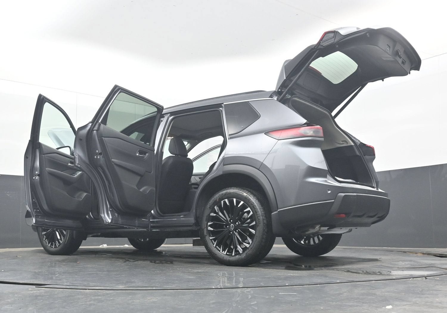 2027 Nissan ROGUE Dark Armor