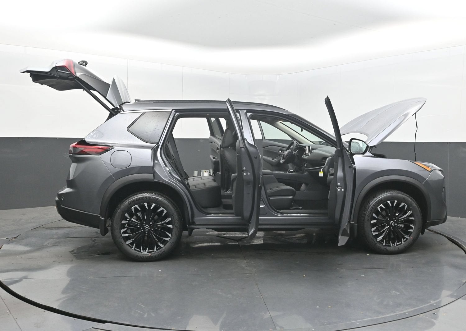 2027 Nissan ROGUE Dark Armor