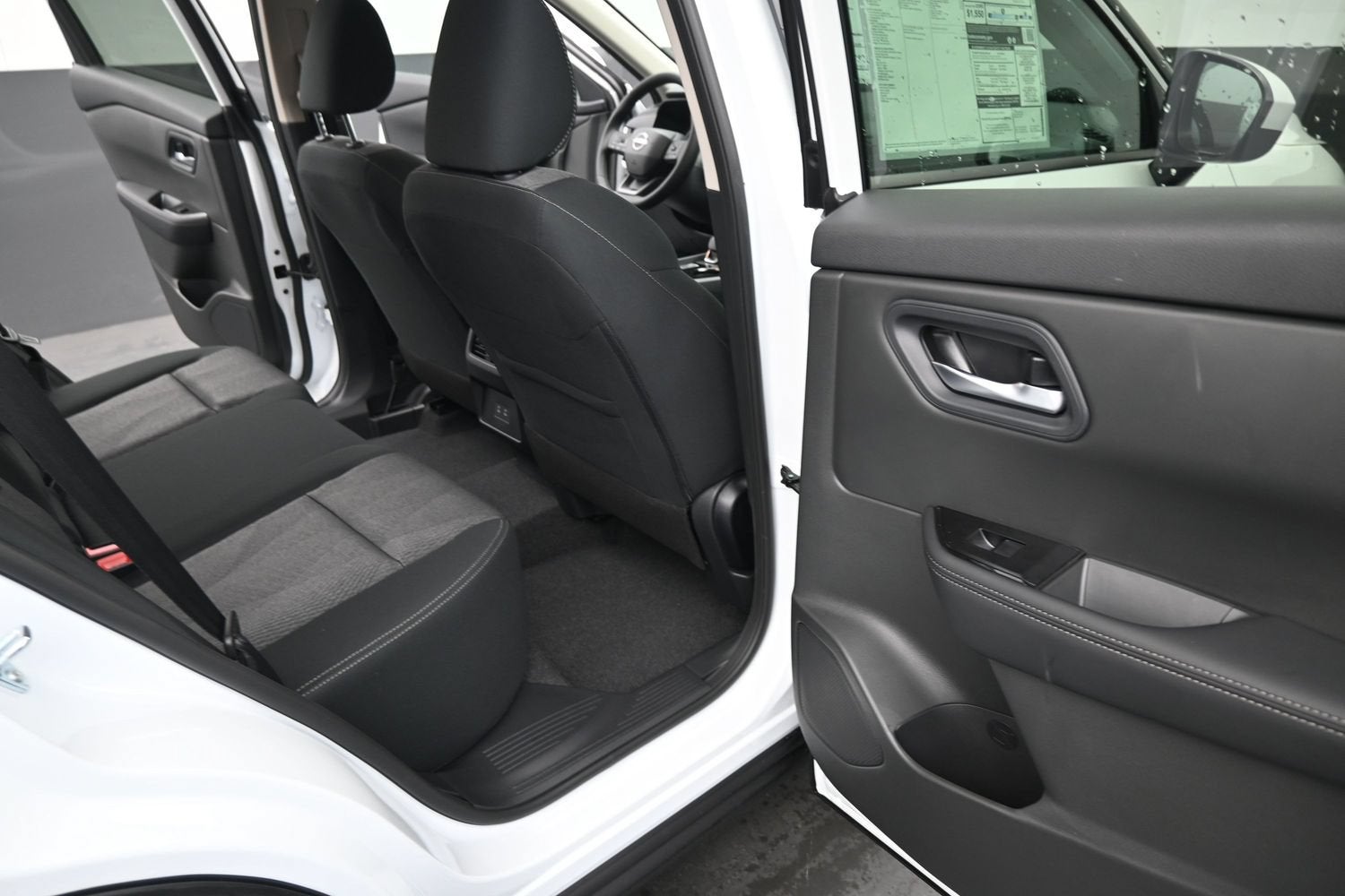 2027 Nissan ROGUE SV