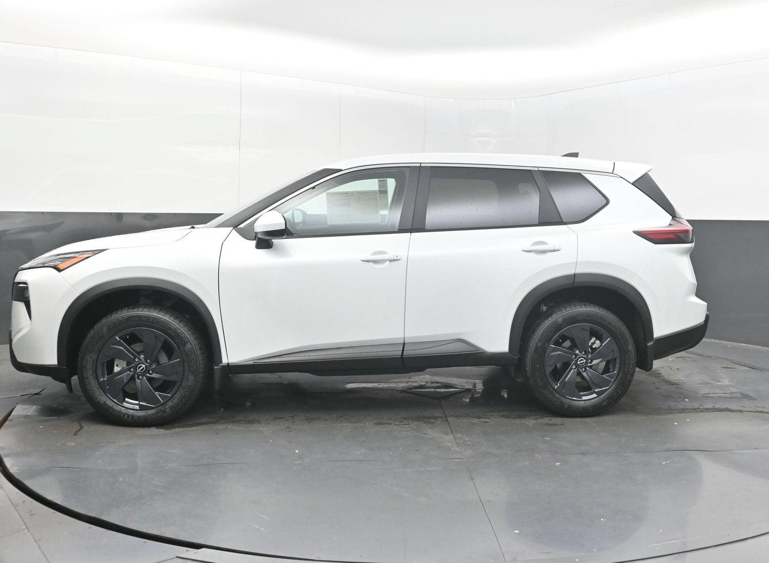 2027 Nissan ROGUE SV
