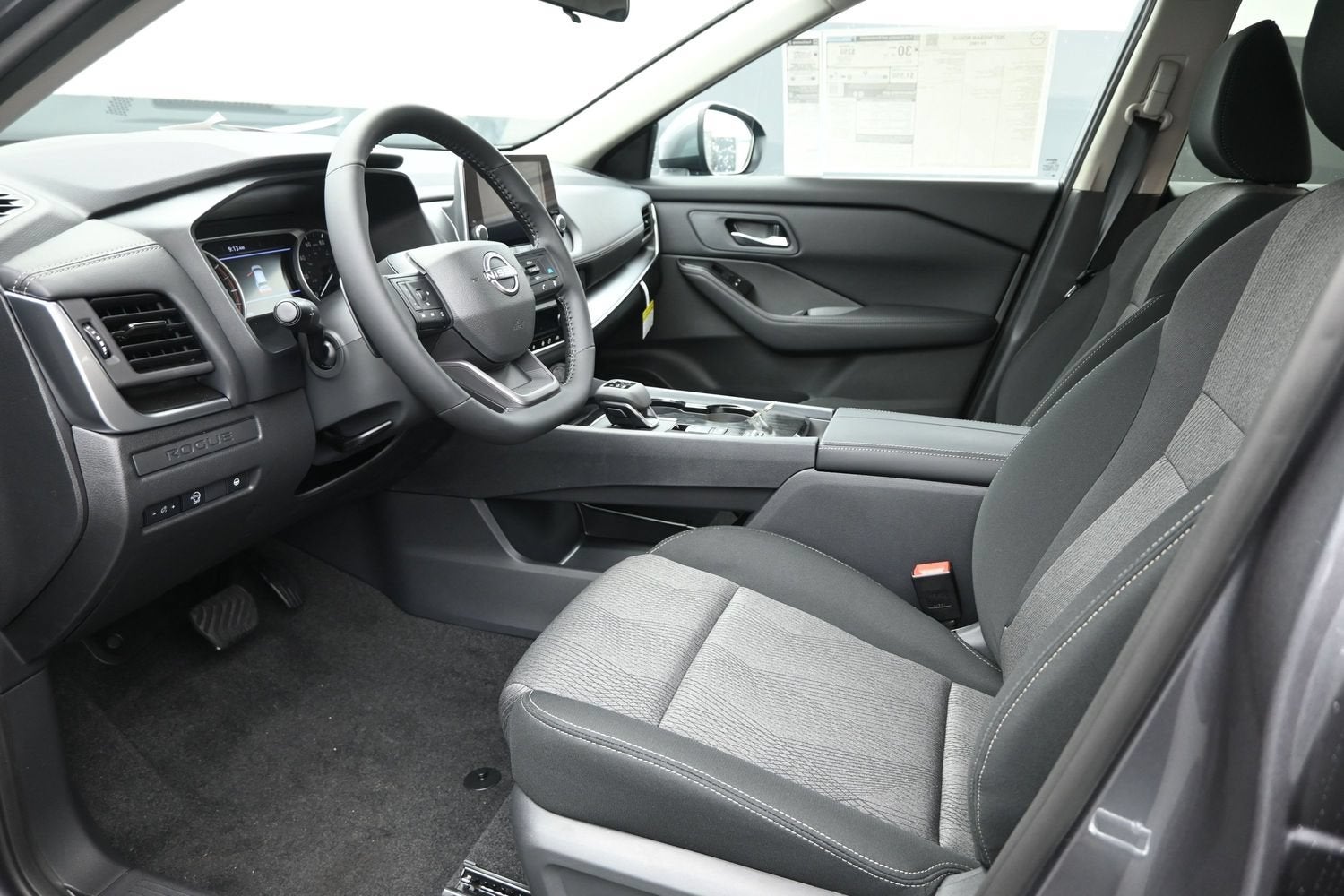2027 Nissan ROGUE SV