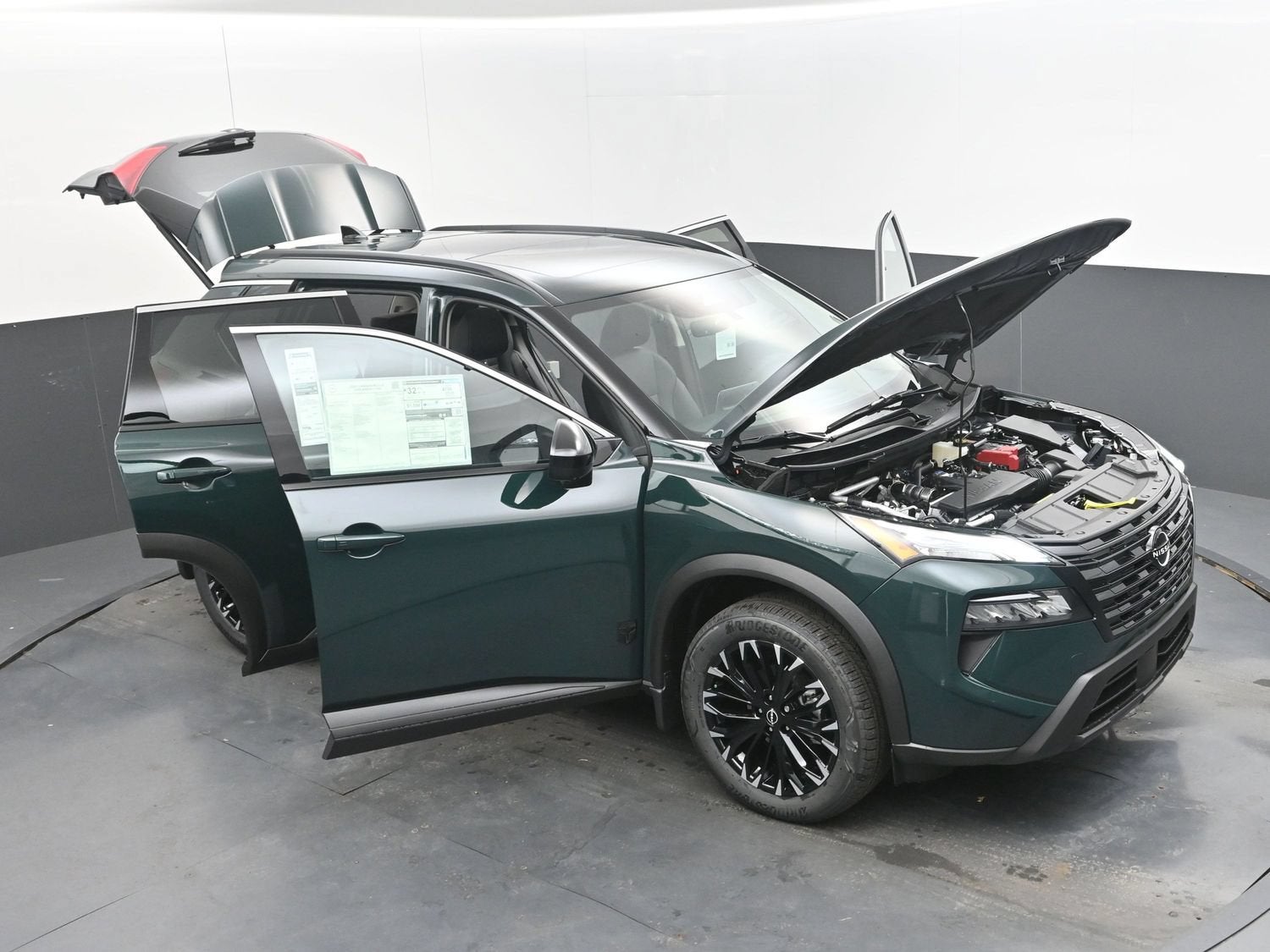 2026 Nissan ROGUE Dark Armor