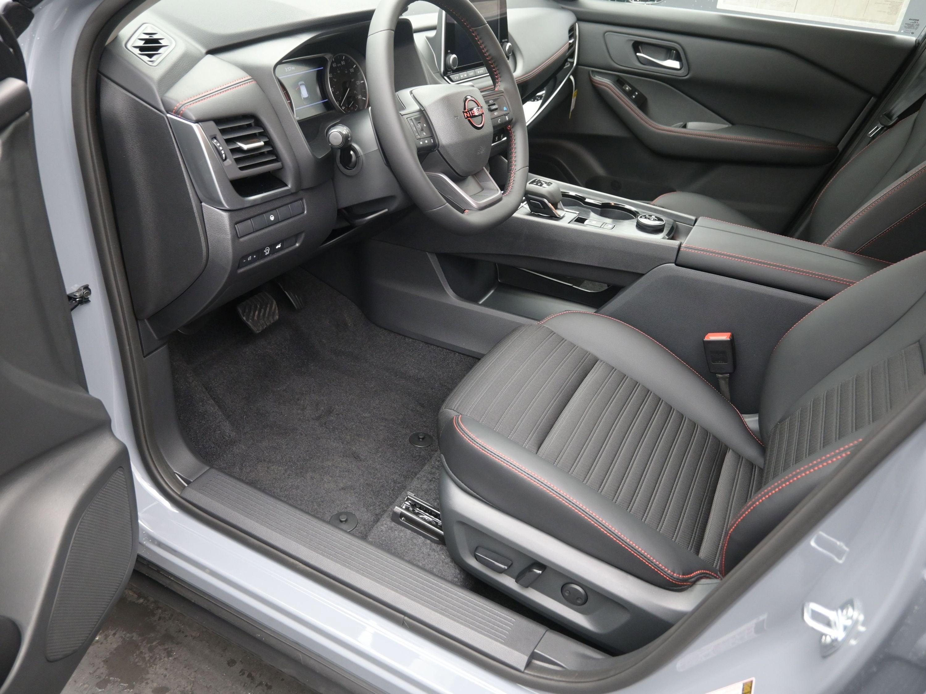 2026 Nissan ROGUE Rock Creek PREMIUM