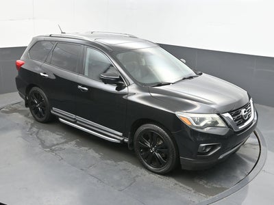 2017 Nissan Pathfinder Platinum