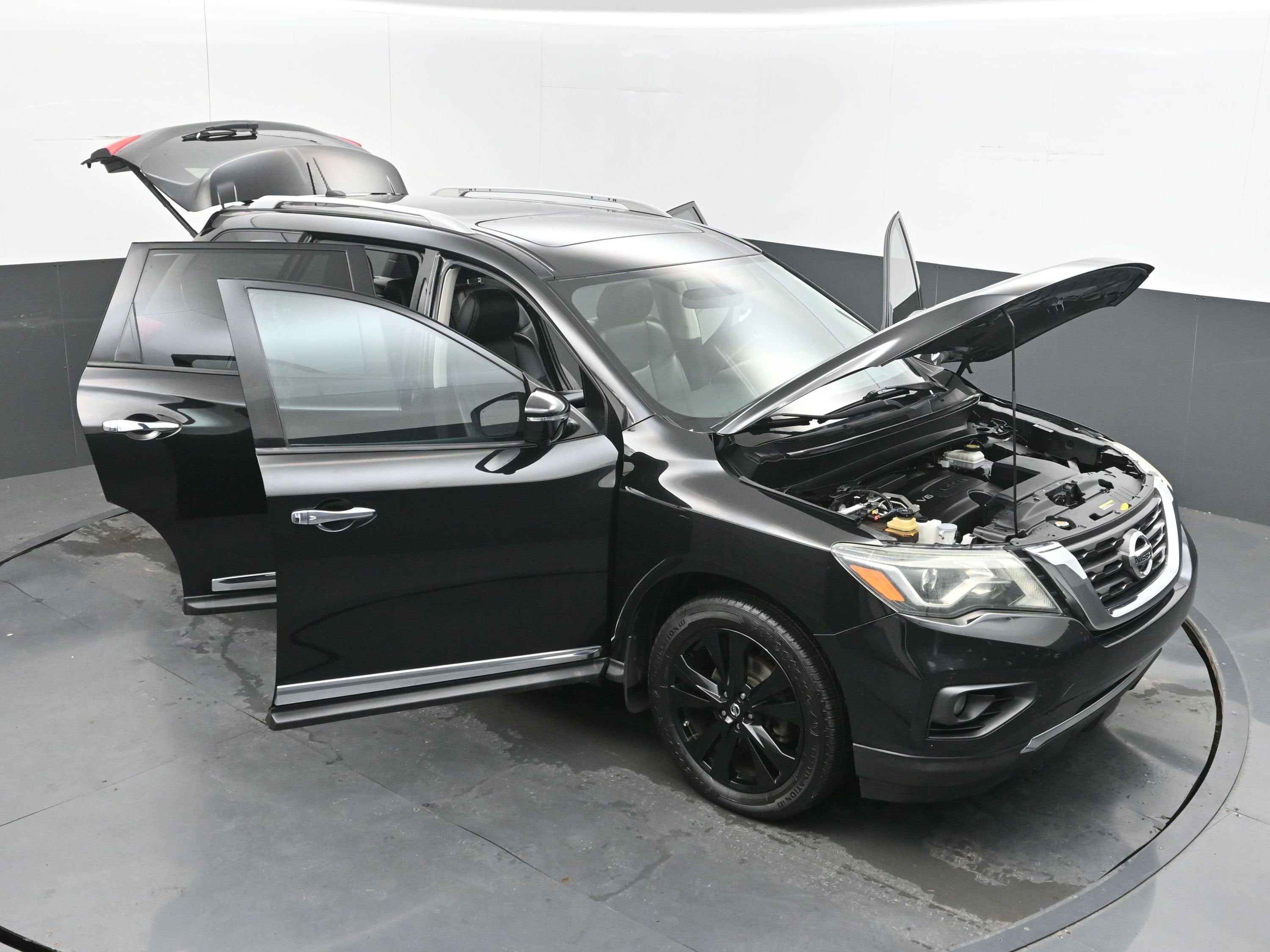2017 Nissan Pathfinder Platinum