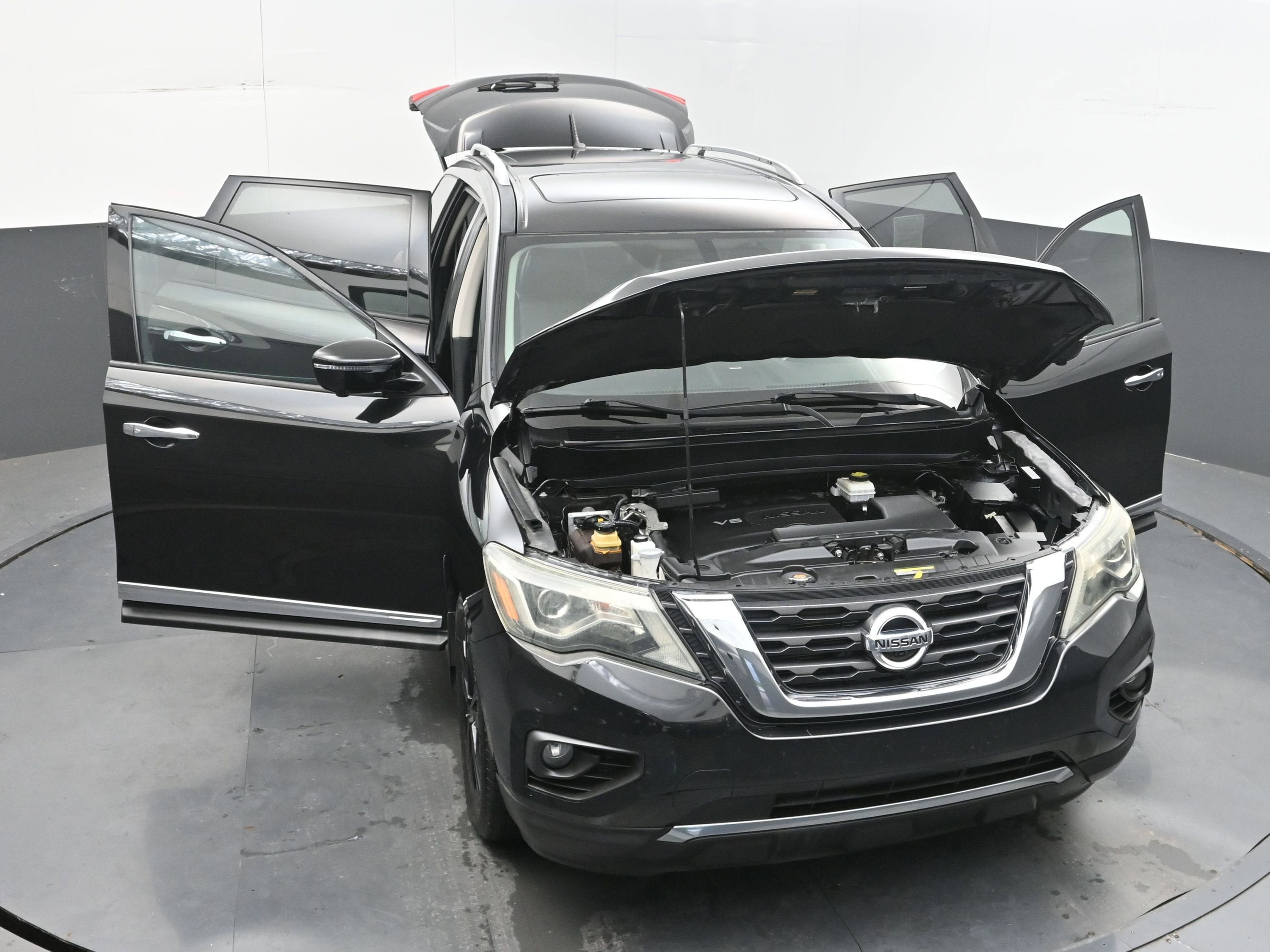 2017 Nissan Pathfinder Platinum