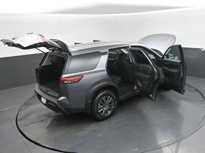 2025 Nissan Pathfinder S