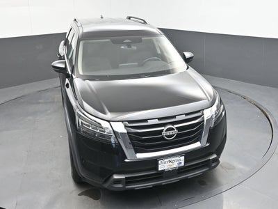 2023 Nissan Pathfinder SV