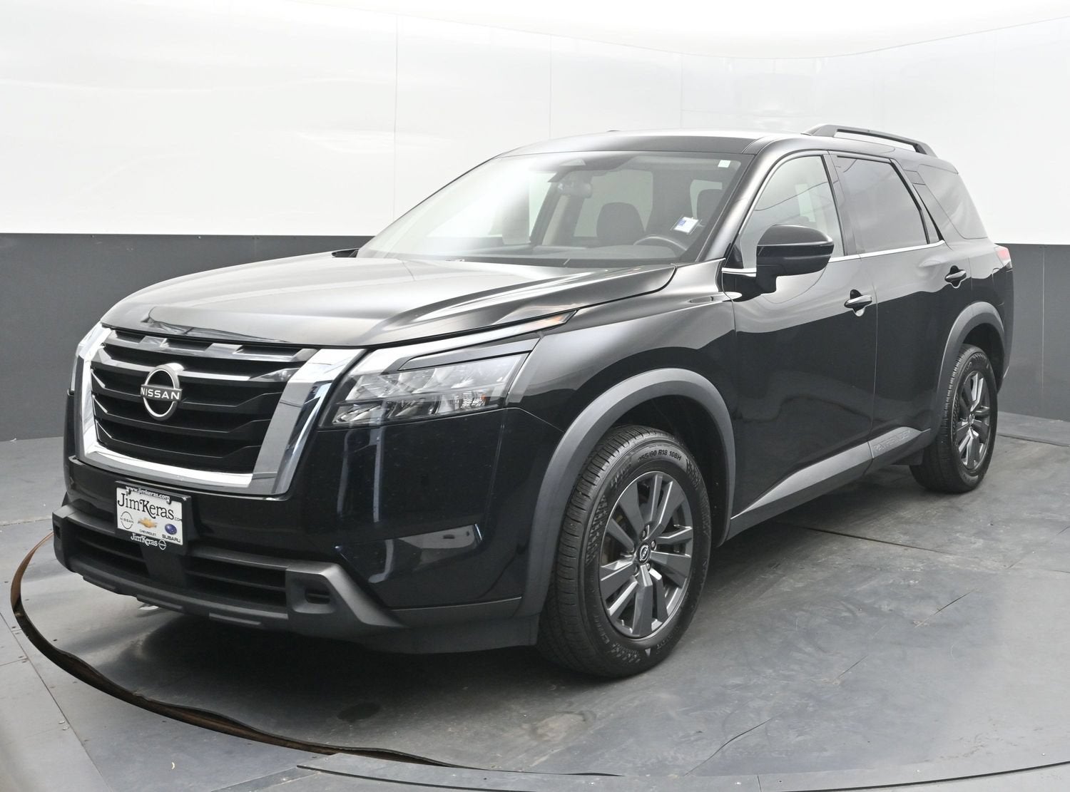 2023 Nissan Pathfinder SV
