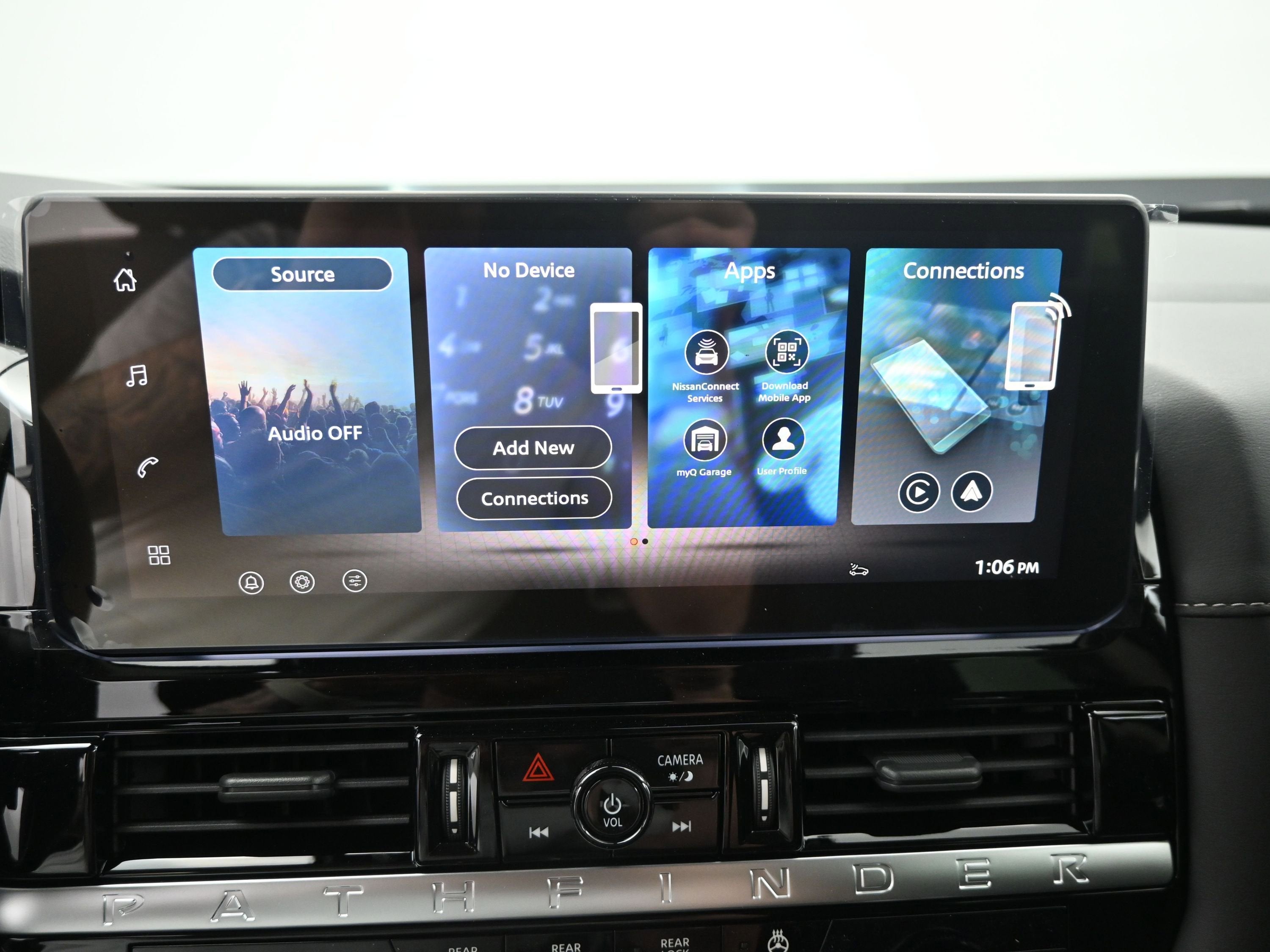 2026 Nissan PATHFINDER SL