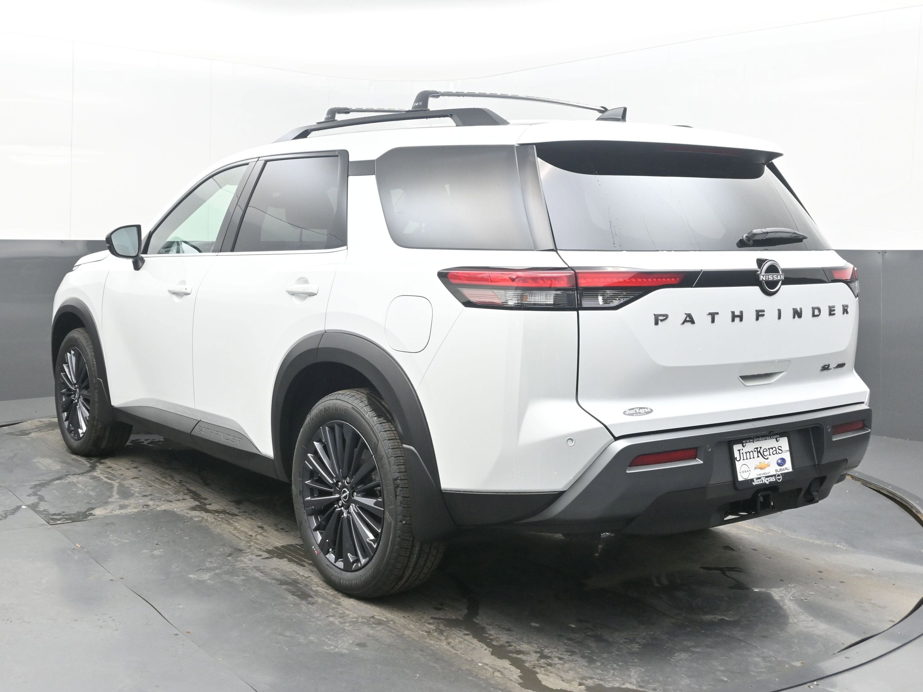 2026 Nissan PATHFINDER SL